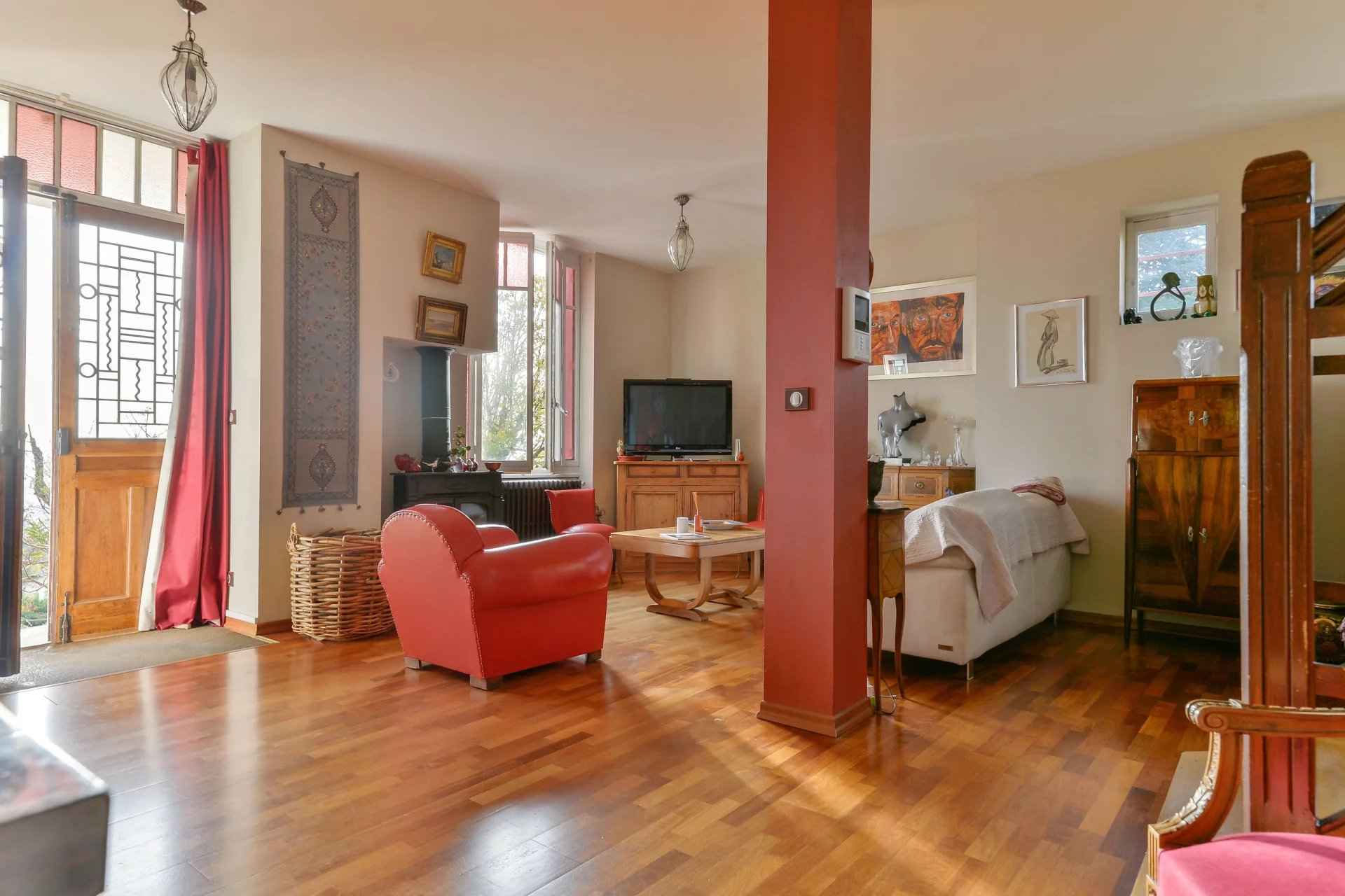 Maison / Villa - Barnes Lyon, agence immobilière de prestige