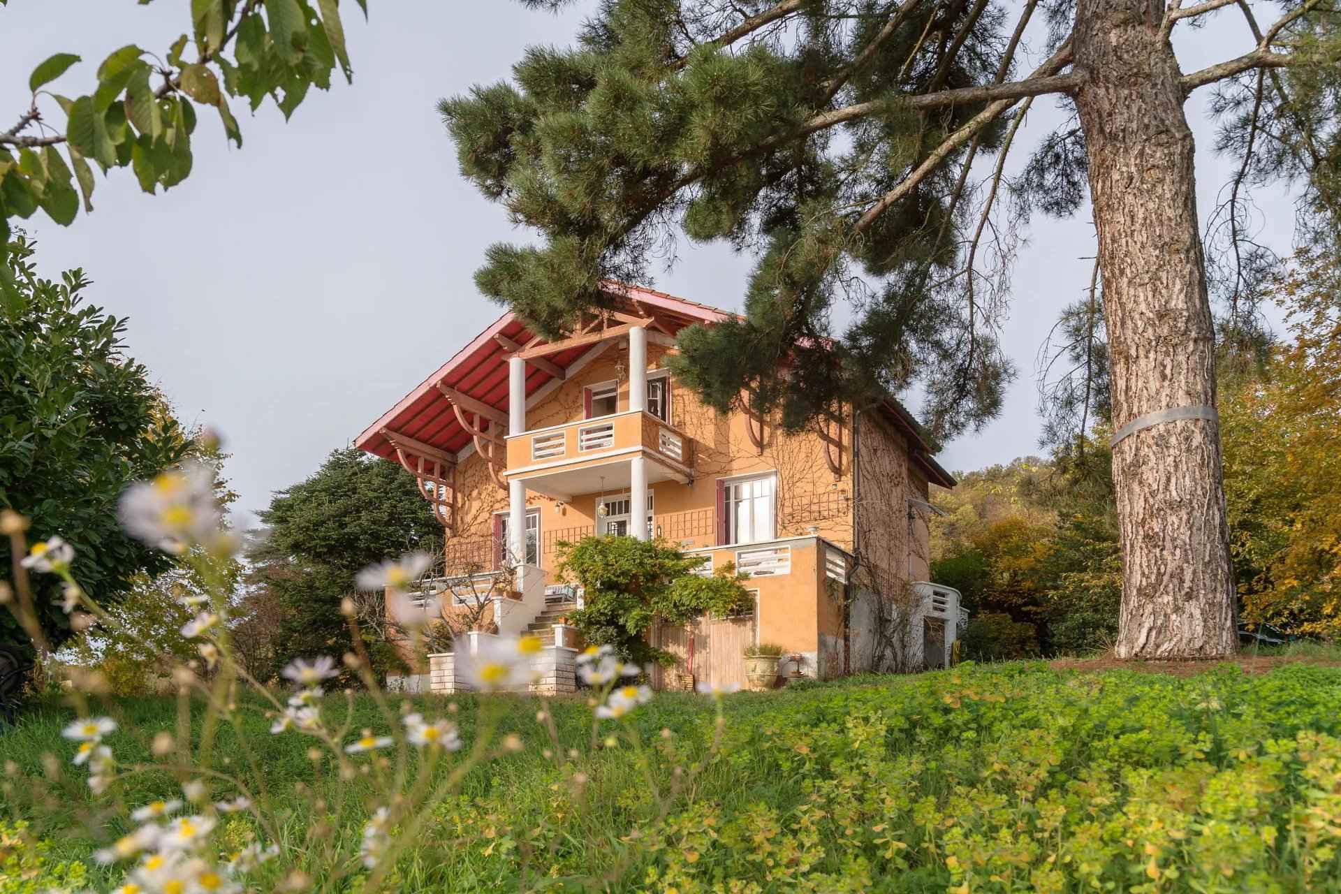 Maison / Villa - Barnes Lyon, agence immobilière de prestige