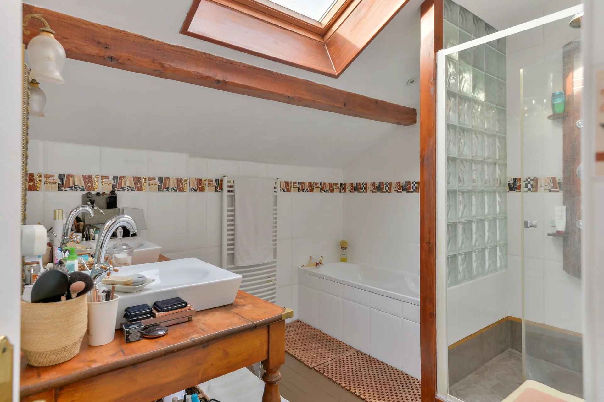 Maison / Villa - Barnes Lyon, agence immobilière de prestige