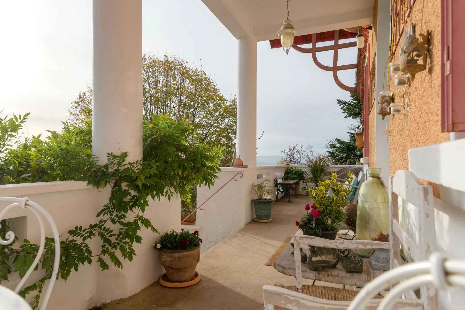 Maison / Villa - Barnes Lyon, agence immobilière de prestige