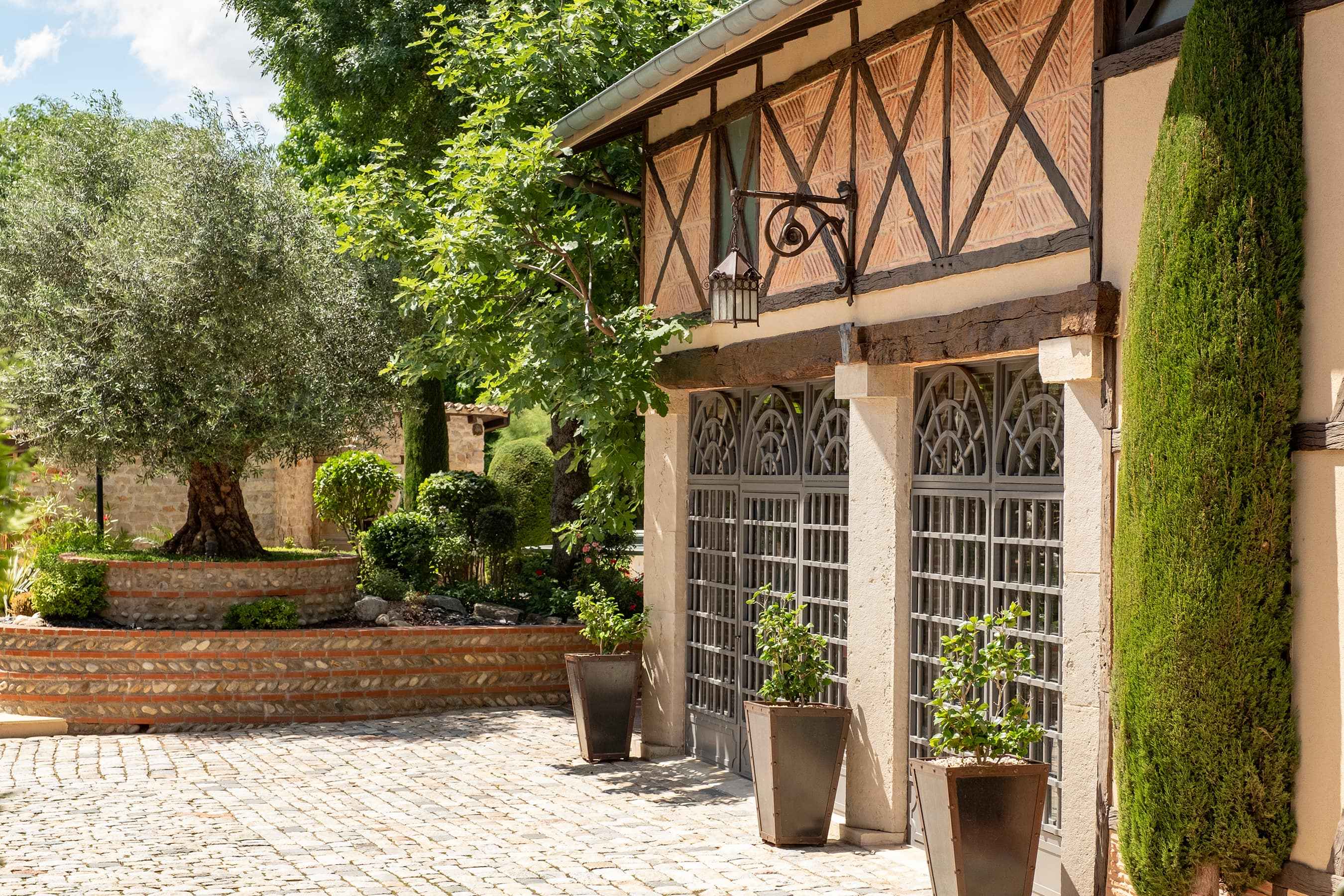 barnes-lyon-a-vendre-propriete-familiale-sainte-euphemie