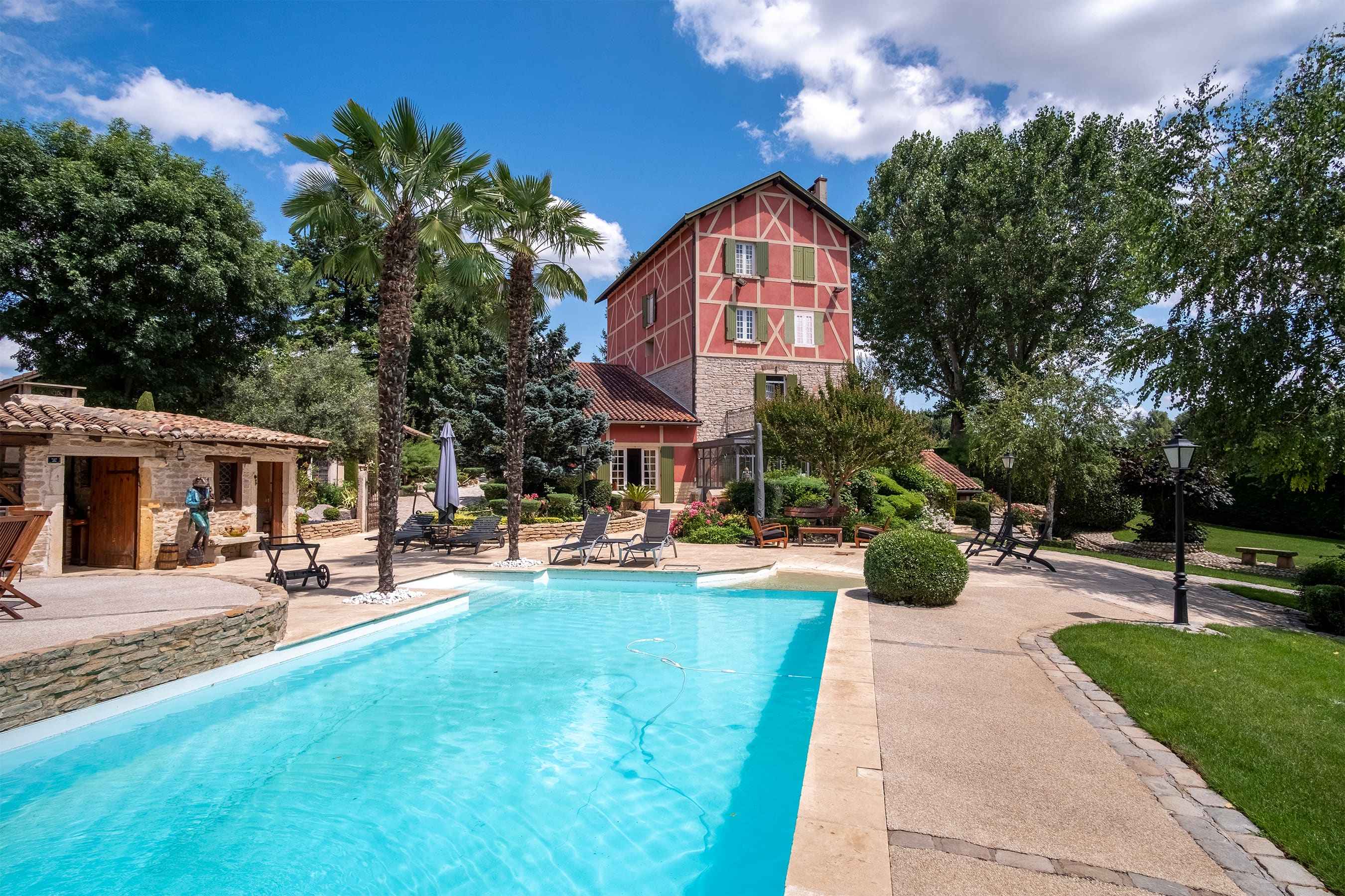 barnes-lyon-a-vendre-propriete-familiale-sainte-euphemie