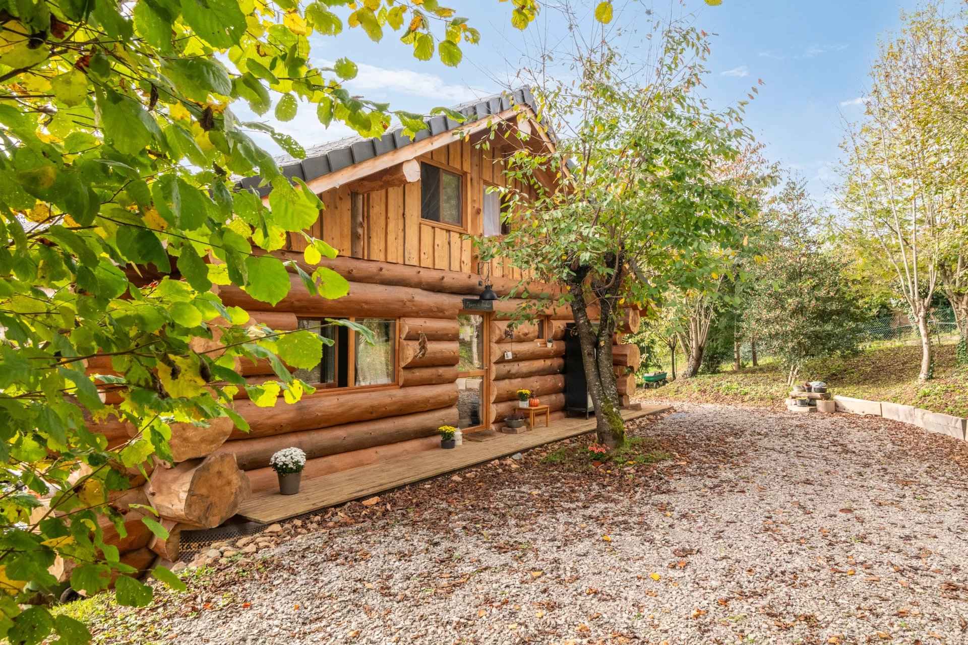 À vendre chalet Saint-Just-d'Avray