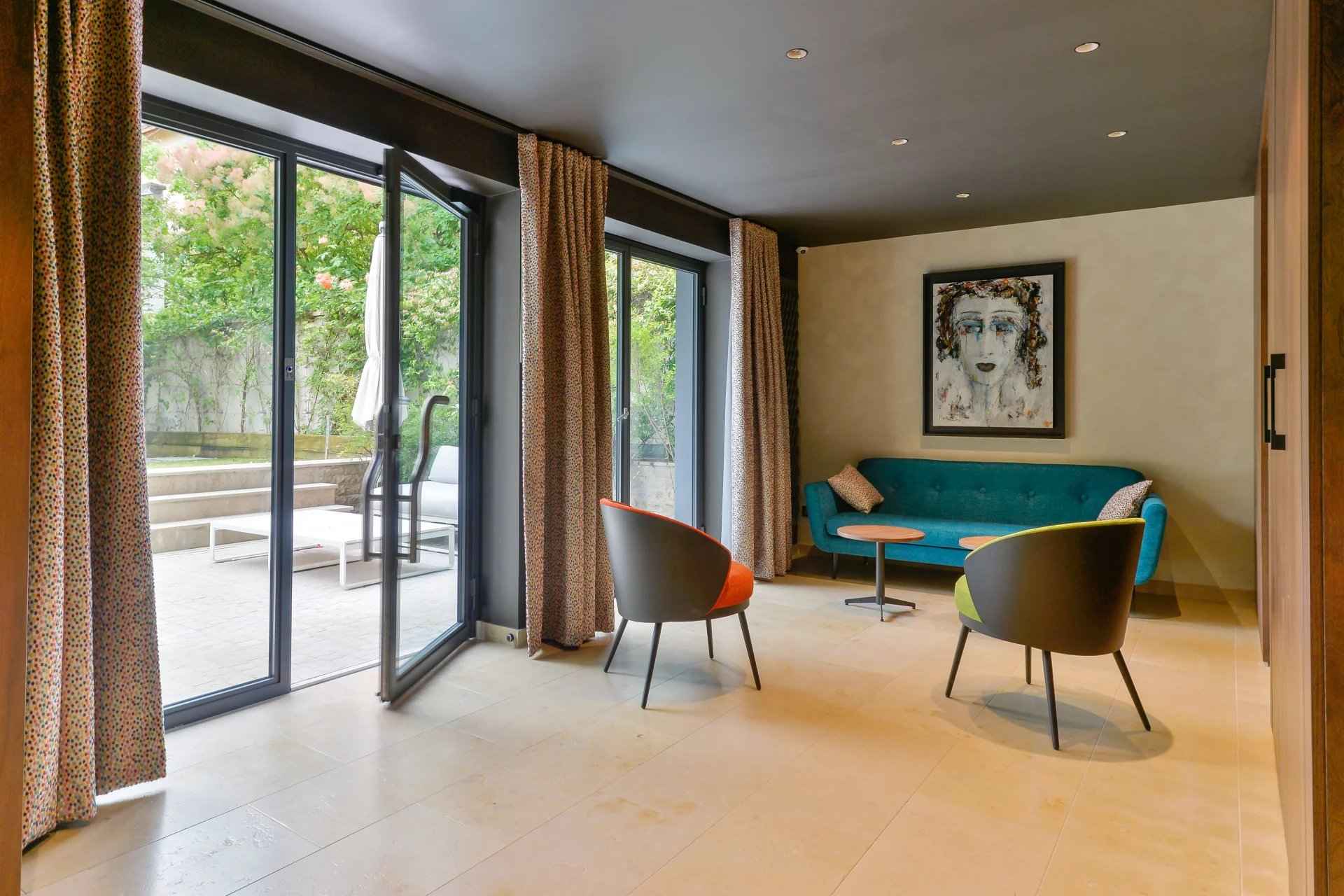 À vendre appartement hôtel particulier Lyon 3 - Frères Lumières 