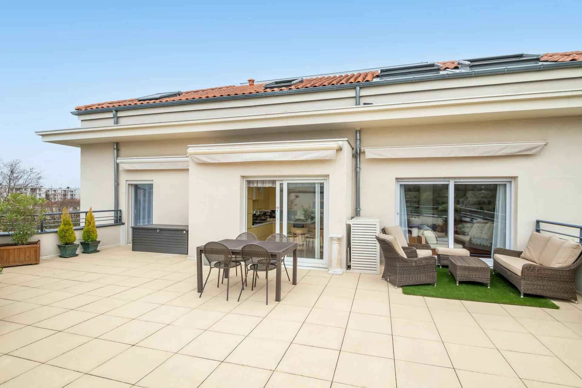À vendre appartement duplex - Bron