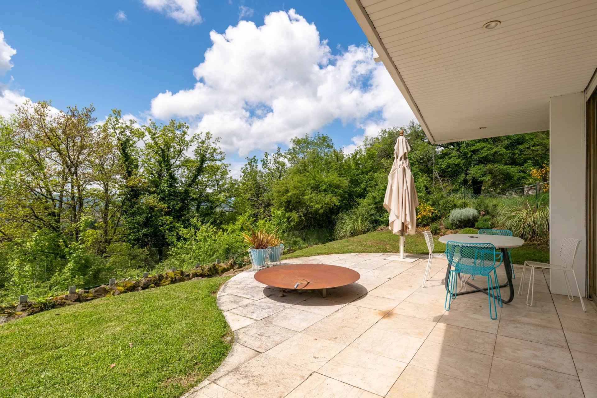 À vendre maison d'architecte - Limonest