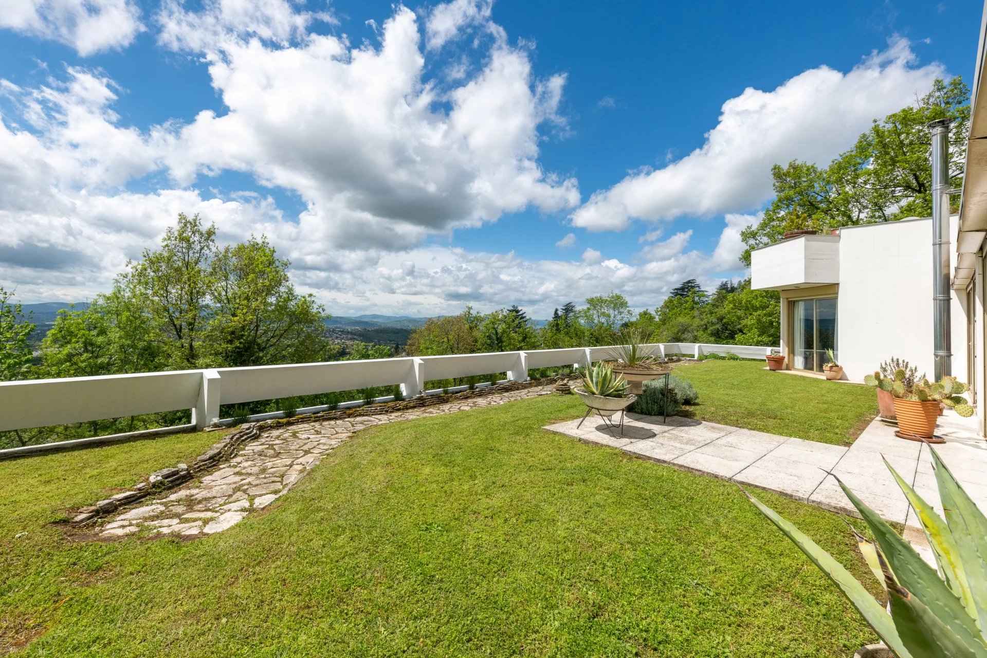 À vendre maison d'architecte - Limonest