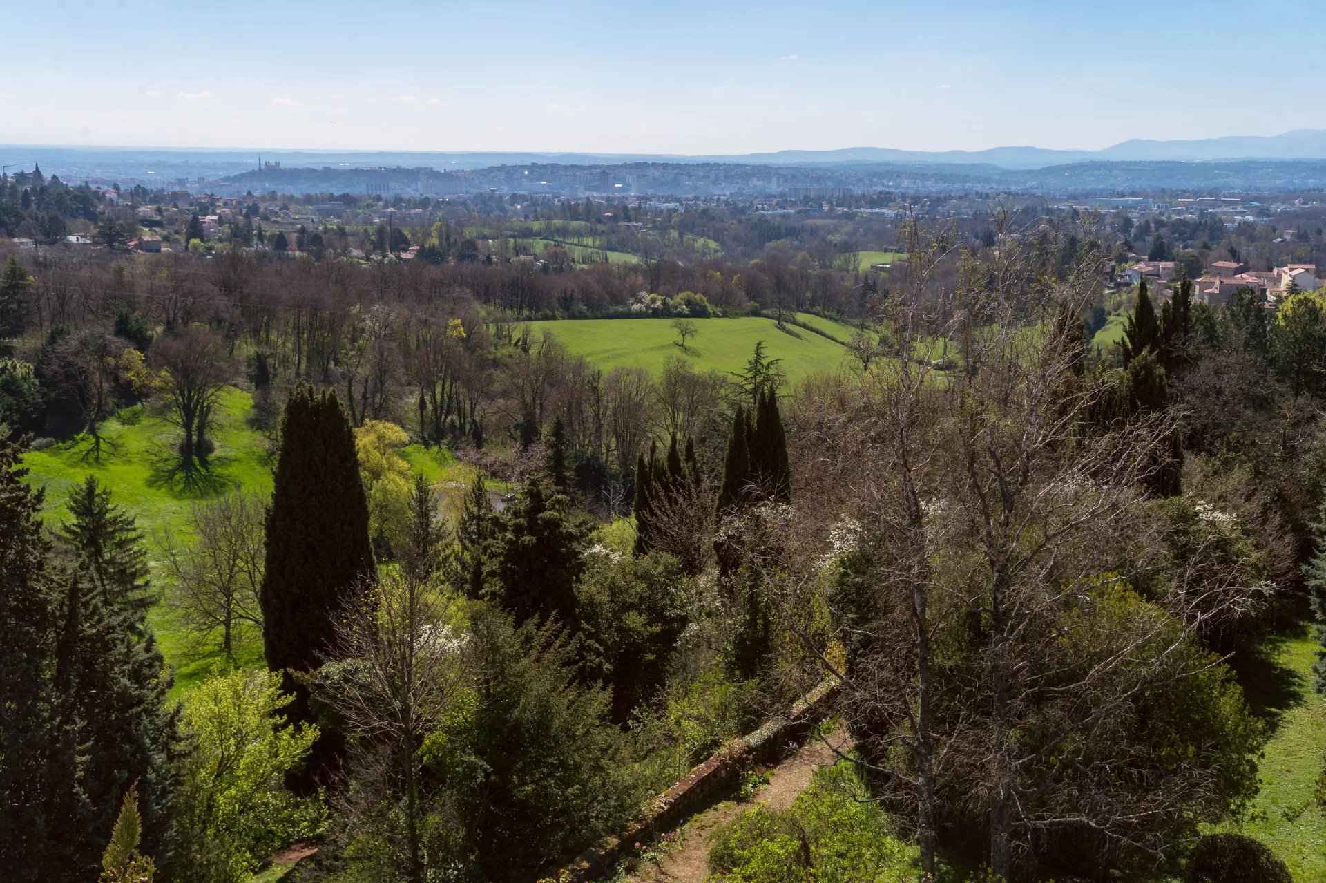 À vendre propriété d'exception en pierres - Limonest