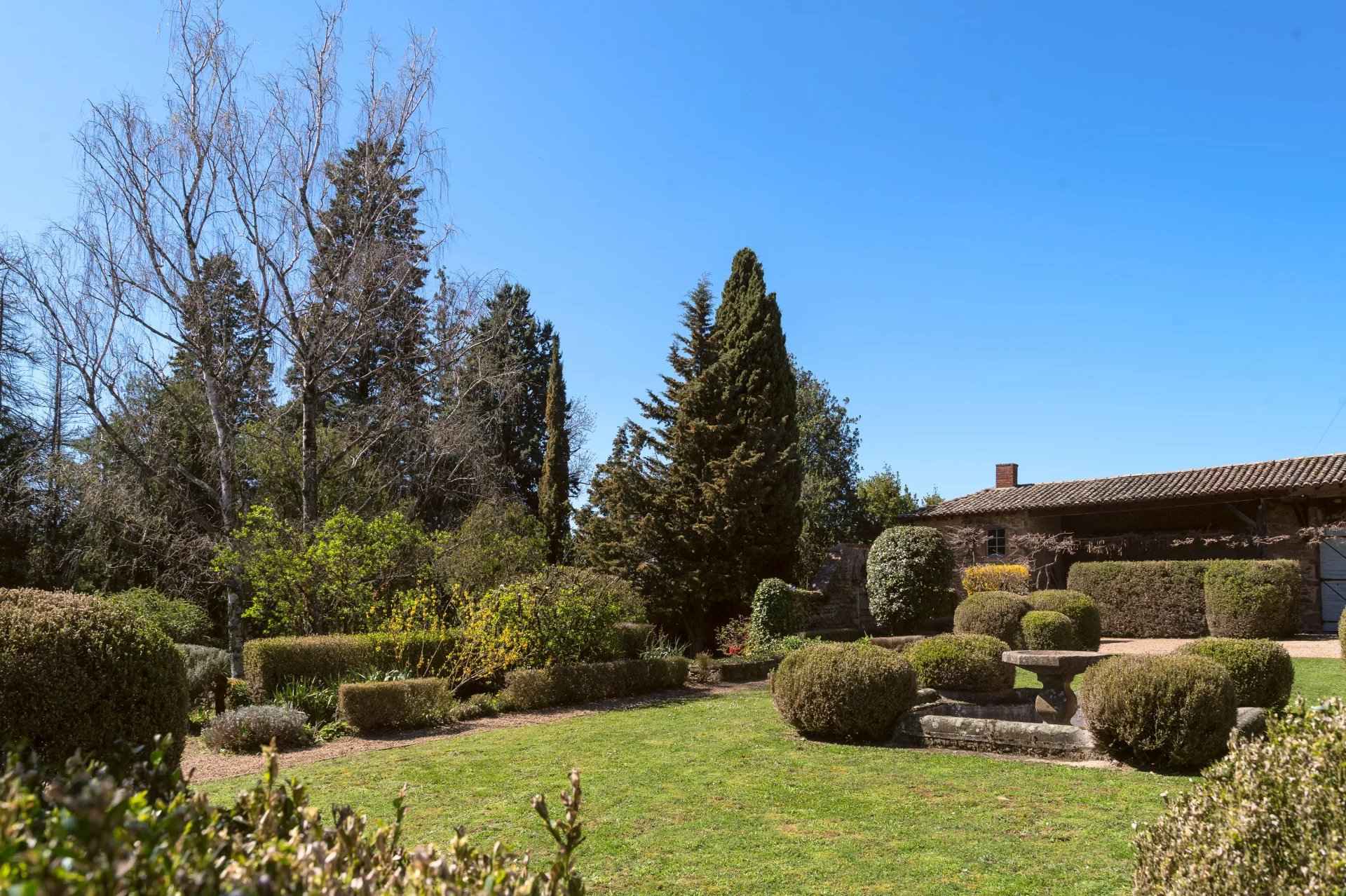 À vendre propriété d'exception en pierres - Limonest