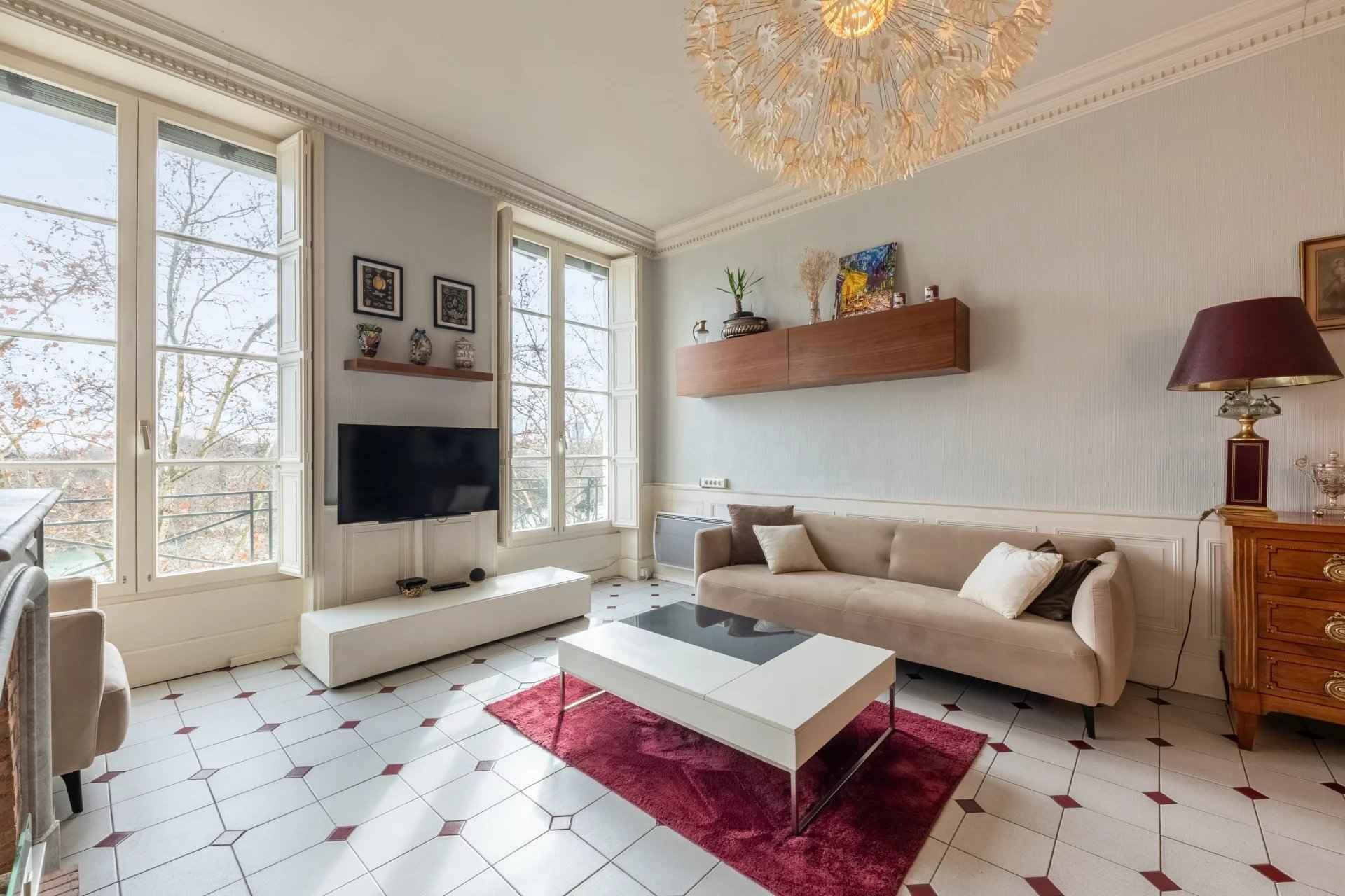 Barnes lyon %c3%a0 vendre appartement familial croix rousse - Translation missing: en.helpers.application.image_tag.default_alt