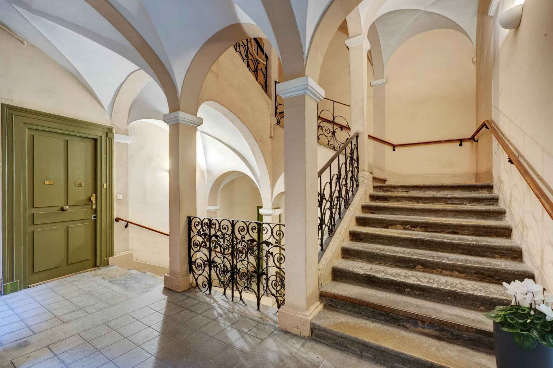 15f55f2edf21a1a1321e2d500a3266ed 513b4b93b9 1920 original - Attribut alt par défaut.