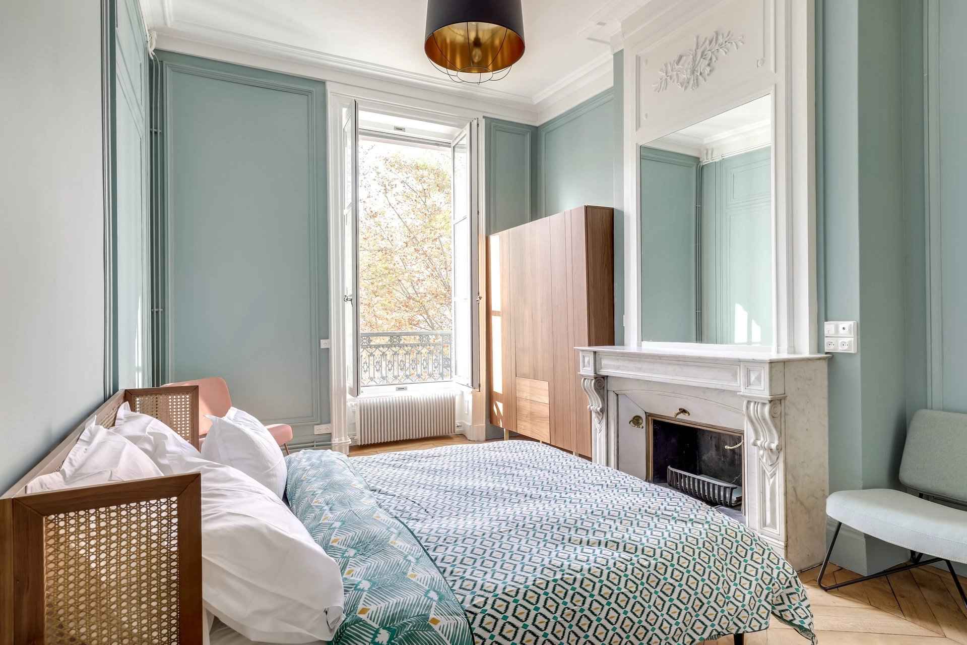 1b3237016d46b848f45f75126cde0236 8fa8c6af87 1919 original - Translation missing: en.helpers.application.image_tag.default_alt