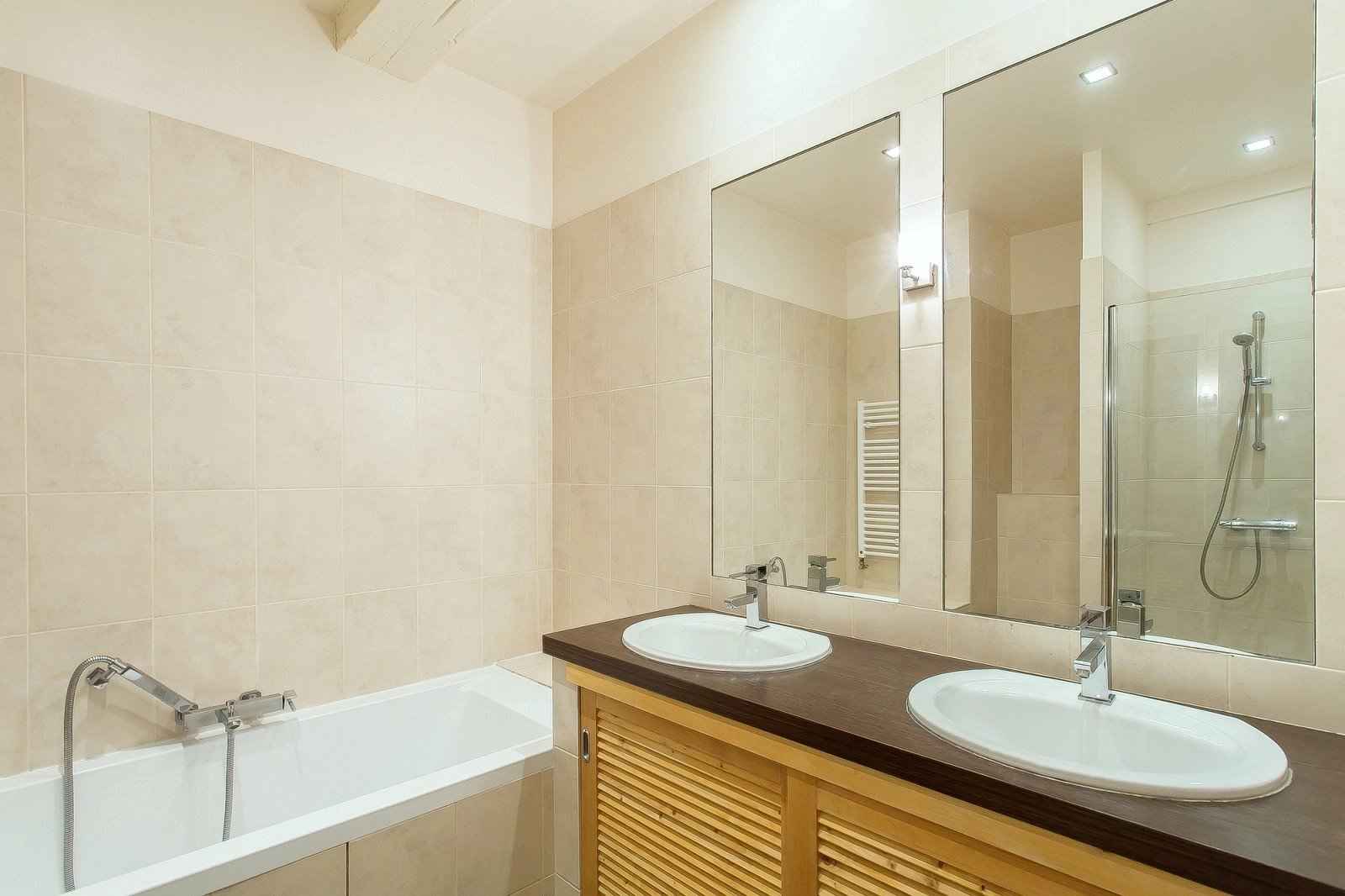 7fbad58c54115abce2429f8813605c1c d7549ffdeb 1600 original - Translation missing: en.helpers.application.image_tag.default_alt