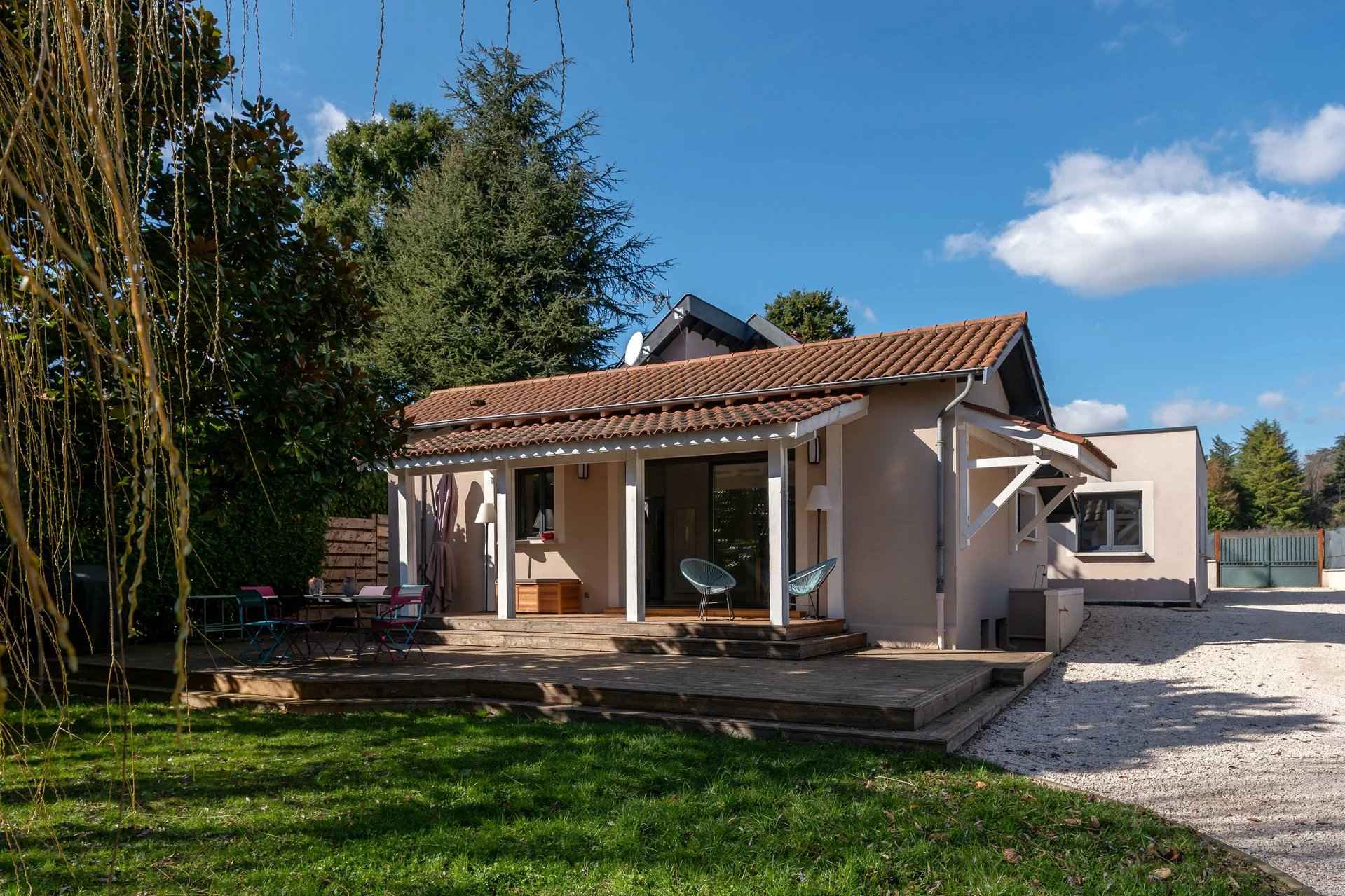 Ce8cbd2f8bd29ea06c9c16c173fd5ce0 cd918d80dd 1920 original - Attribut alt par défaut.