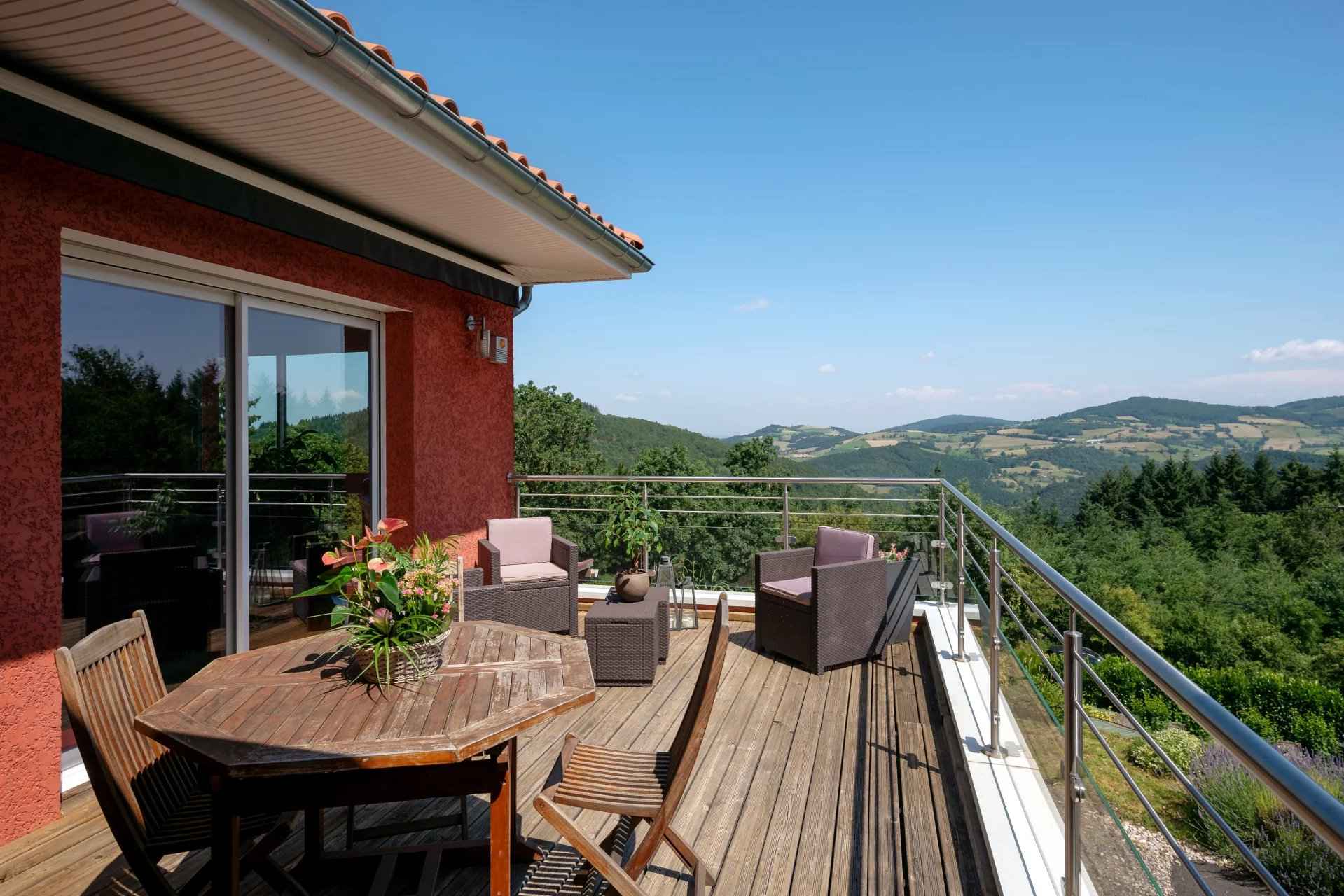 E9fbd7653ea8c618b273612a0d394c64 2363341aac 1920 original - Translation missing: en.helpers.application.image_tag.default_alt