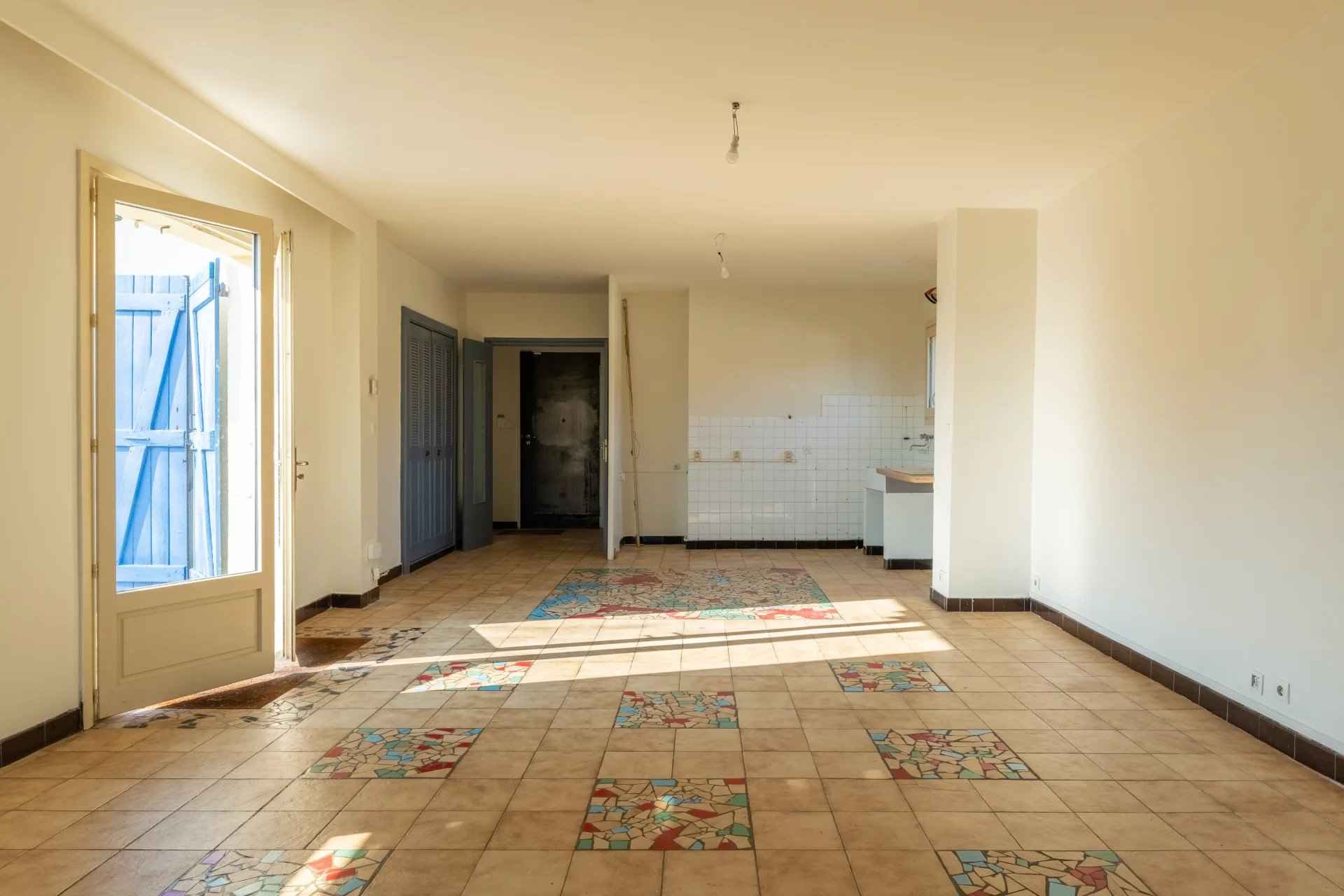 5dabb0fd3c01ade804ae5a3f54c3c847 622503611c 1920 original - Attribut alt par défaut.