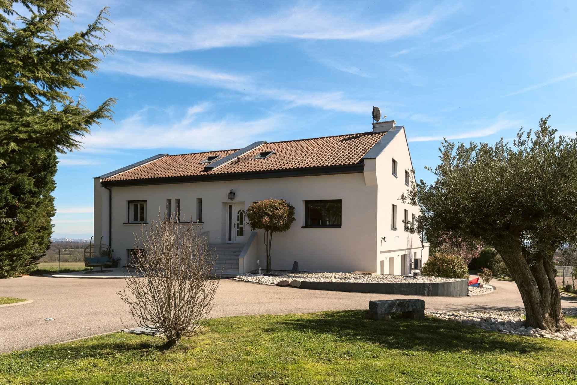 6b5e8cdfc36516c5ba335a5bc353417e 37fc12efca 1920 original - Translation missing: en.helpers.application.image_tag.default_alt