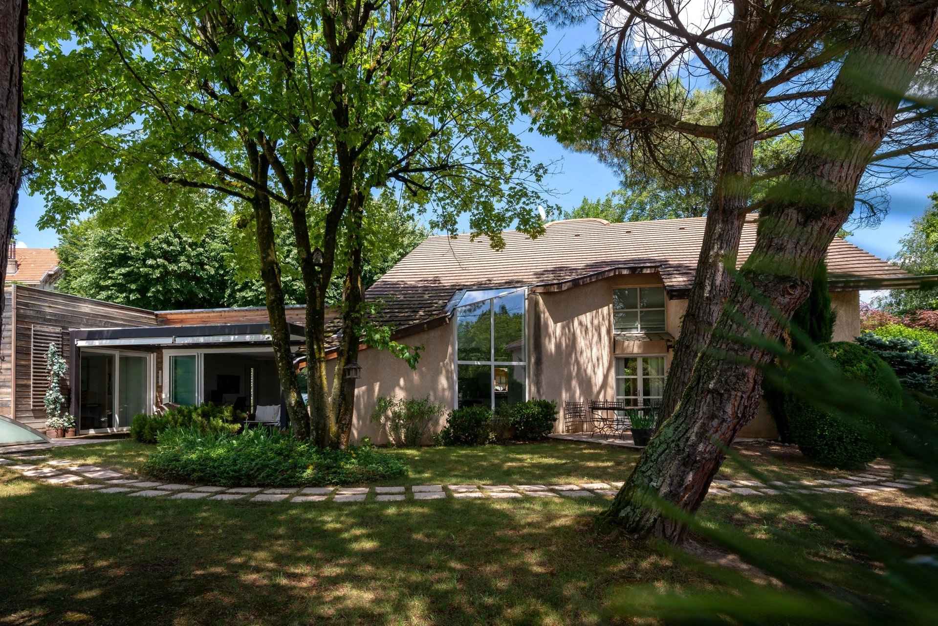 4c0d4ca7376fcced79b3bec37051cd7f 353e27c1b7 1920 original - Translation missing: en.helpers.application.image_tag.default_alt