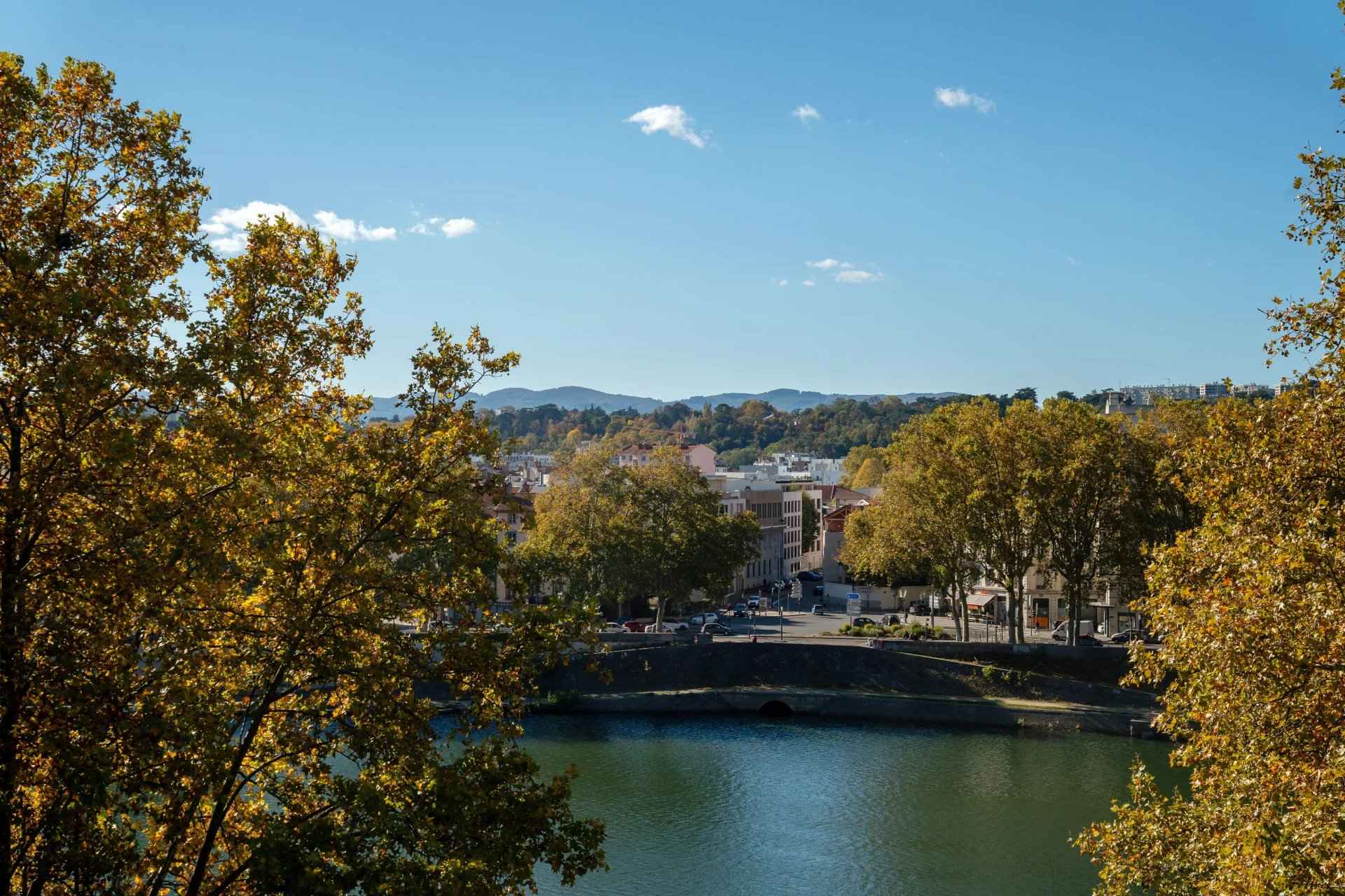 F45e04ae75eeba25486ffda3ce0d0c3f ddd0616292 1920 original - Attribut alt par défaut.