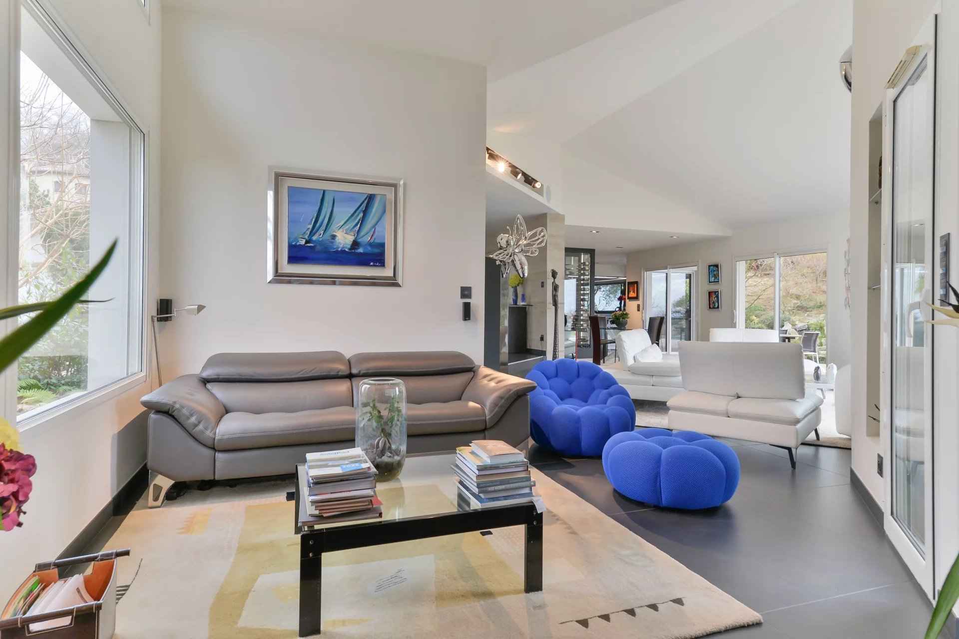 28e93ebdca7157503bc87a8676e3fec2 78812e71ba 1920 original - Attribut alt par défaut.