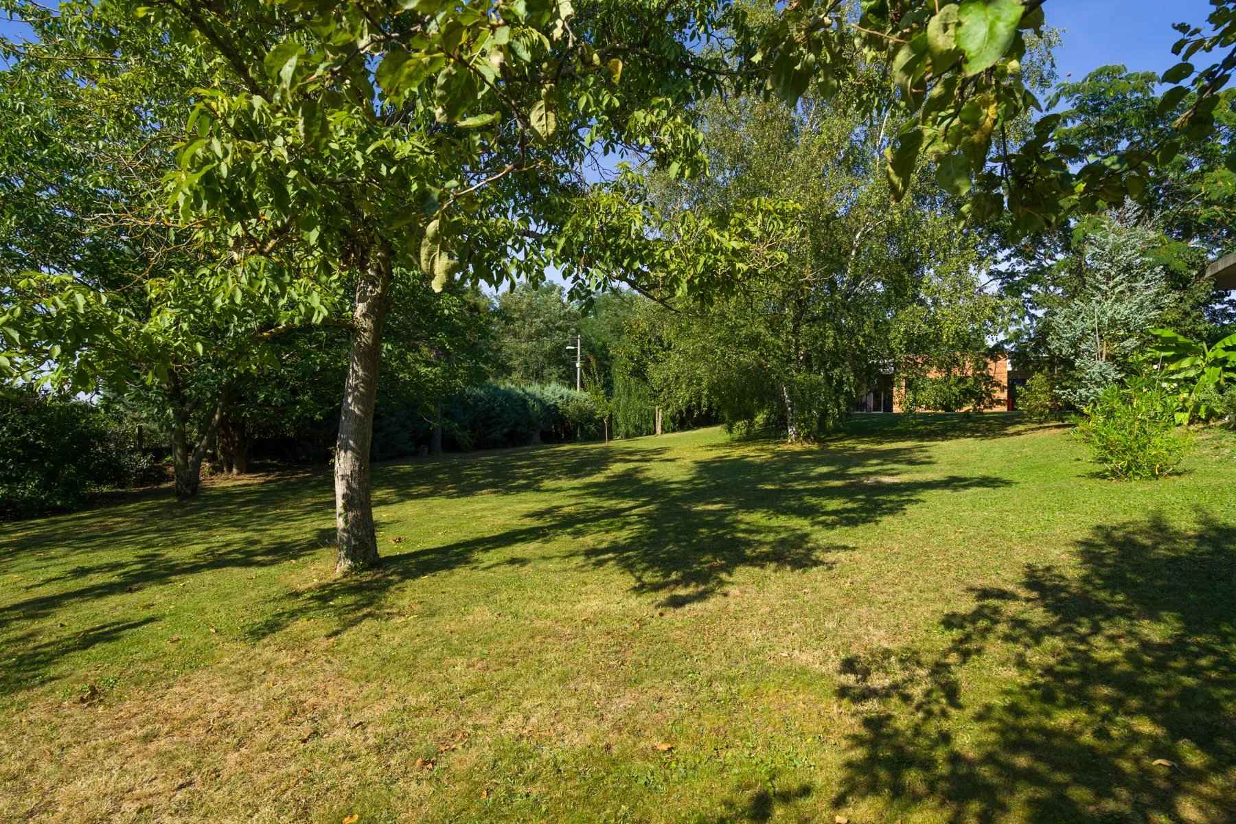 B8b9e006347fcbc0ce625bda205d79ba e07b173eec 1800 original - Translation missing: en.helpers.application.image_tag.default_alt