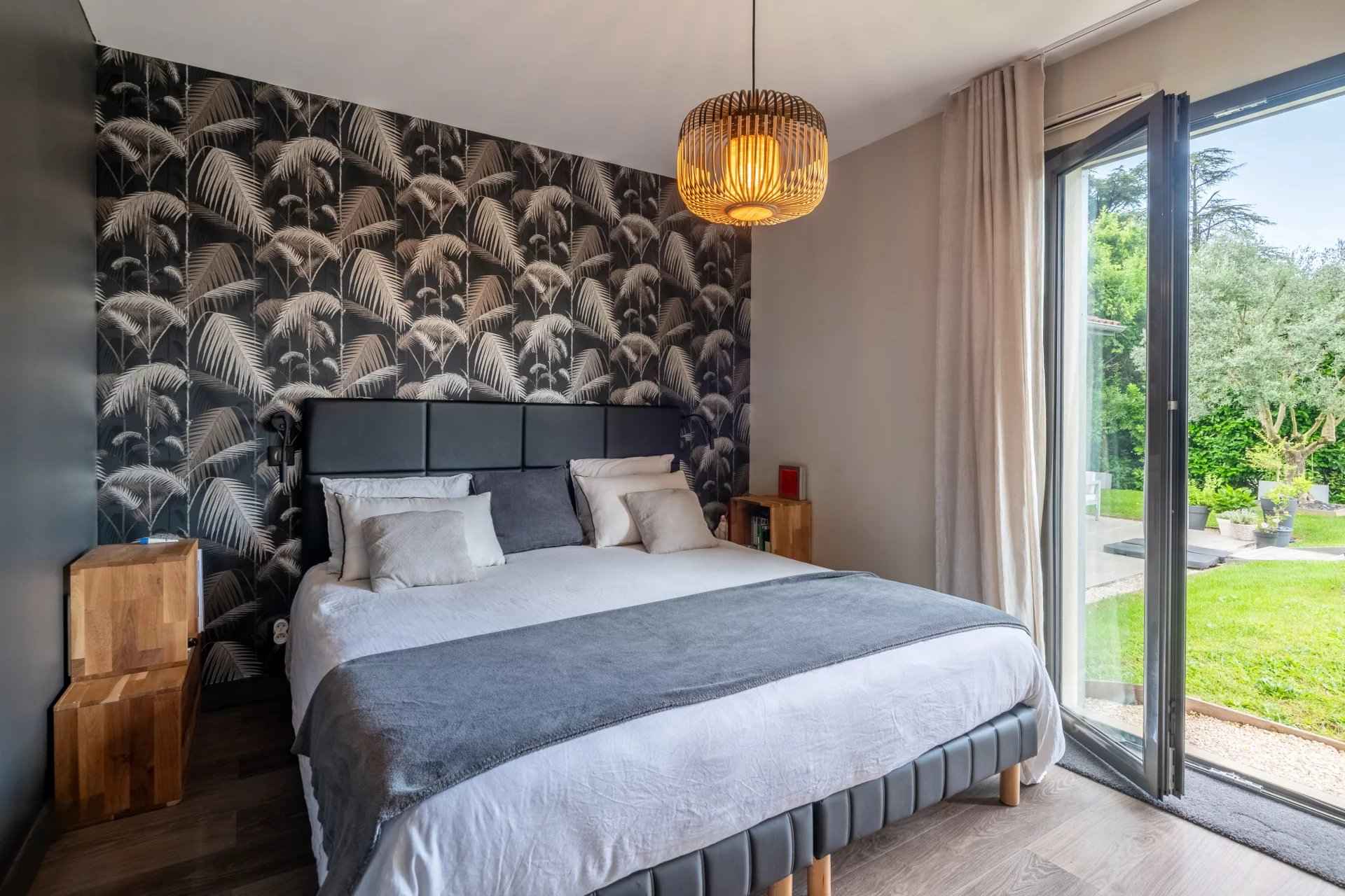 2e16d8af76da710e25ab2bf61558cf34 961f123523 1920 original - Translation missing: en.helpers.application.image_tag.default_alt