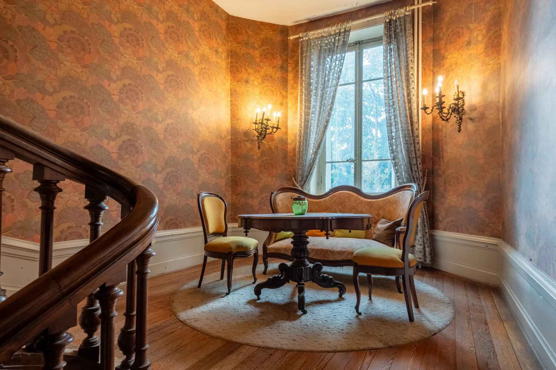 11774bfb0cdae457a9009c1fbd3b9868 2e12a88acd 1920 original - Attribut alt par défaut.