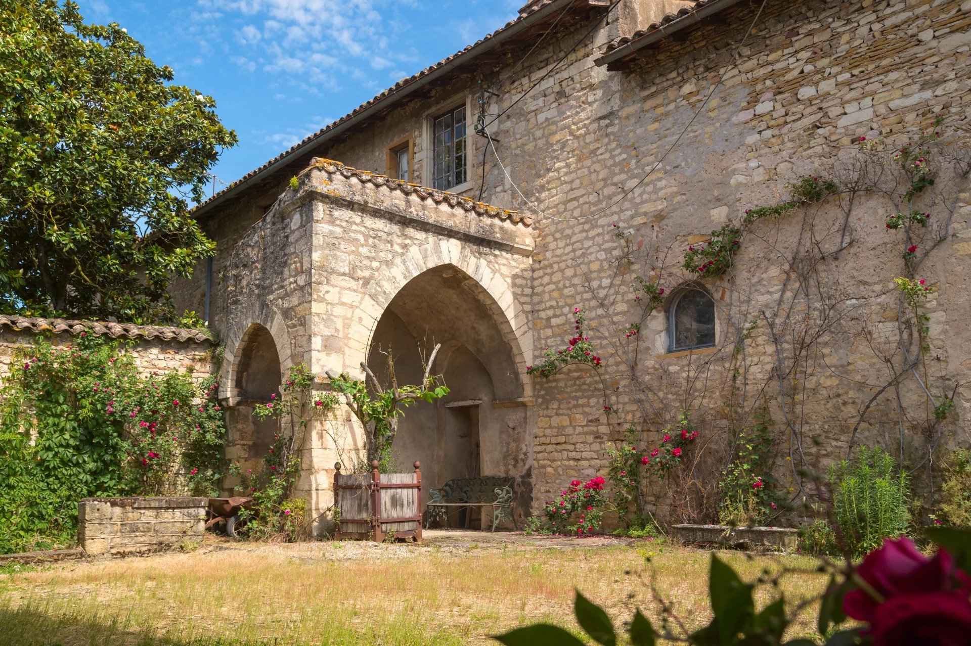 0f84526034b9e27625956e169466cec3 5df0daa932 1920 original - Attribut alt par défaut.