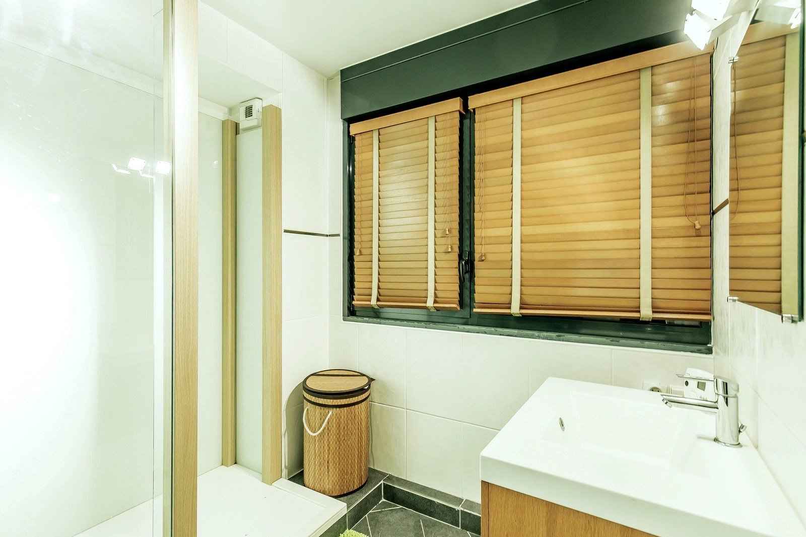 B6702dfb6b438371e09a51c9e463e9e1 f9e03b6d36 1600 original - Translation missing: en.helpers.application.image_tag.default_alt