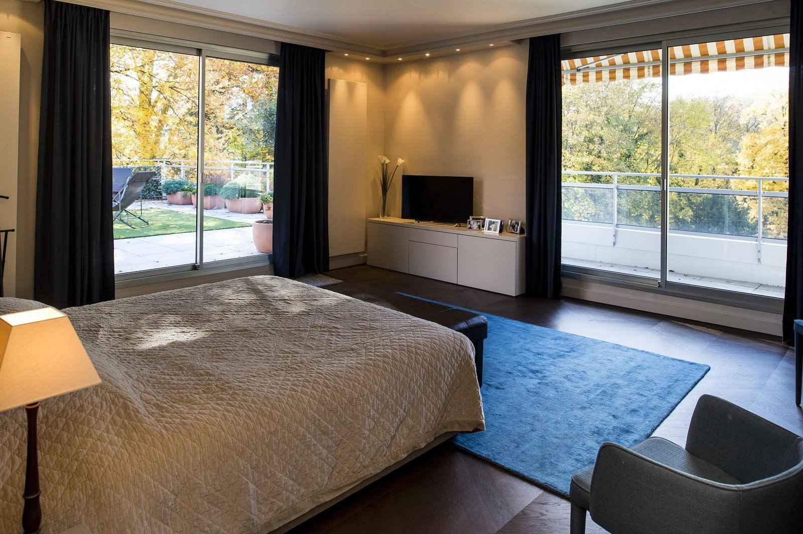 5c7717e99bdb6987eb298ea5f196fa7e 5422d18f9e 1600 original - Attribut alt par défaut.