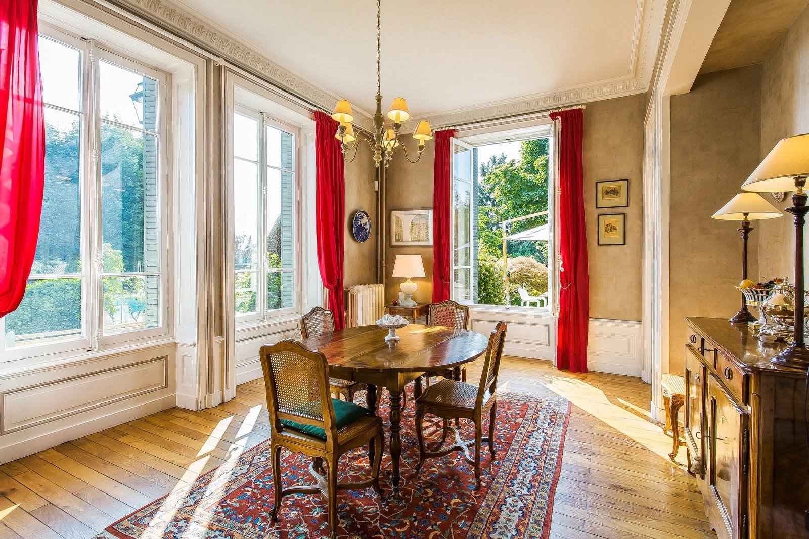 81847028c25d3bb2d1bf398de1f1879c 5c9eb60e41 1600 original - Attribut alt par défaut.