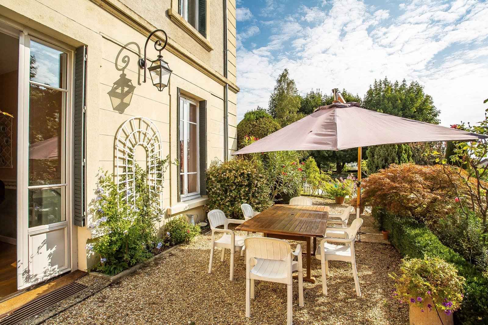 F0a47dd66d417d1acbdf57807350c0b6 327a0a35a1 1600 original - Attribut alt par défaut.