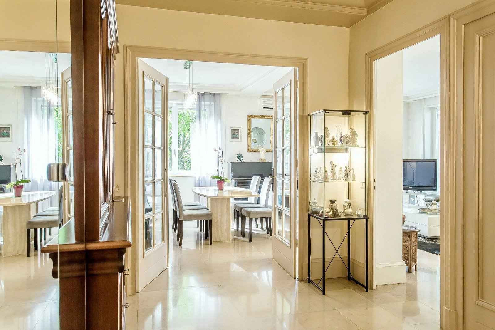 7ad087af304c01aba4d6e24915fc4840 0921821399 1600 original - Translation missing: en.helpers.application.image_tag.default_alt