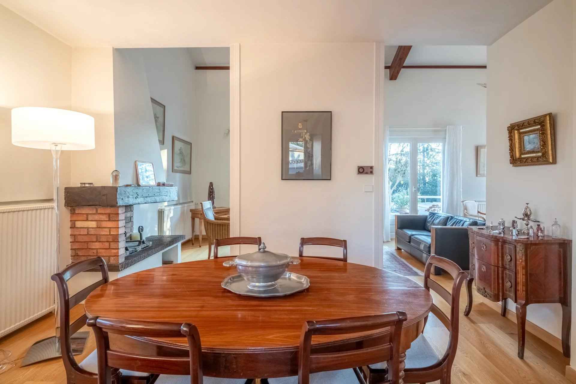 892707afdfe50a1fce6e170f27f8a0e6 90ea7e6143 1920 original - Attribut alt par défaut.