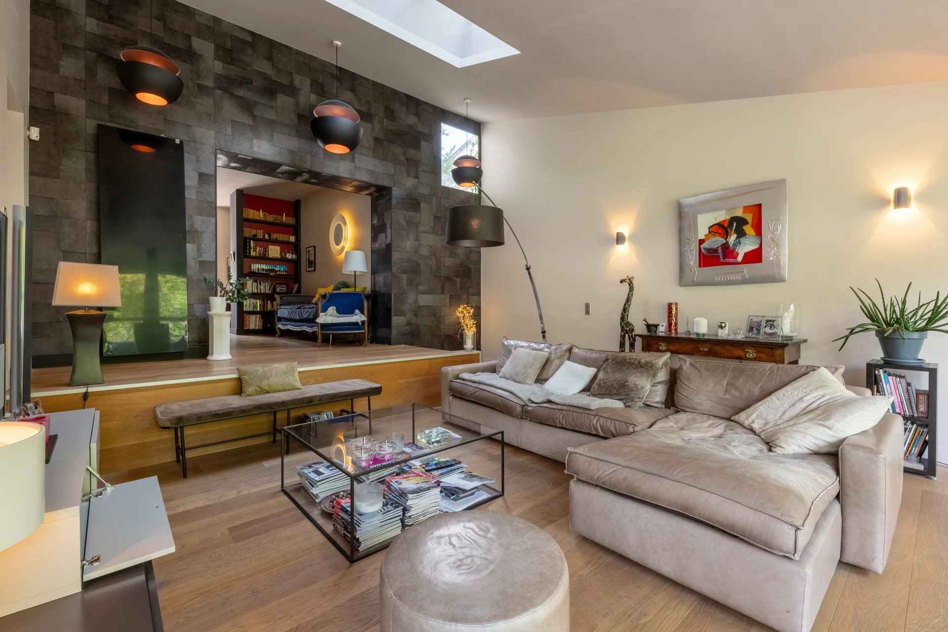 E23ff27fd4cc1b63d5c2c65ecde445db bd9f161cc1 1920 original - Translation missing: en.helpers.application.image_tag.default_alt