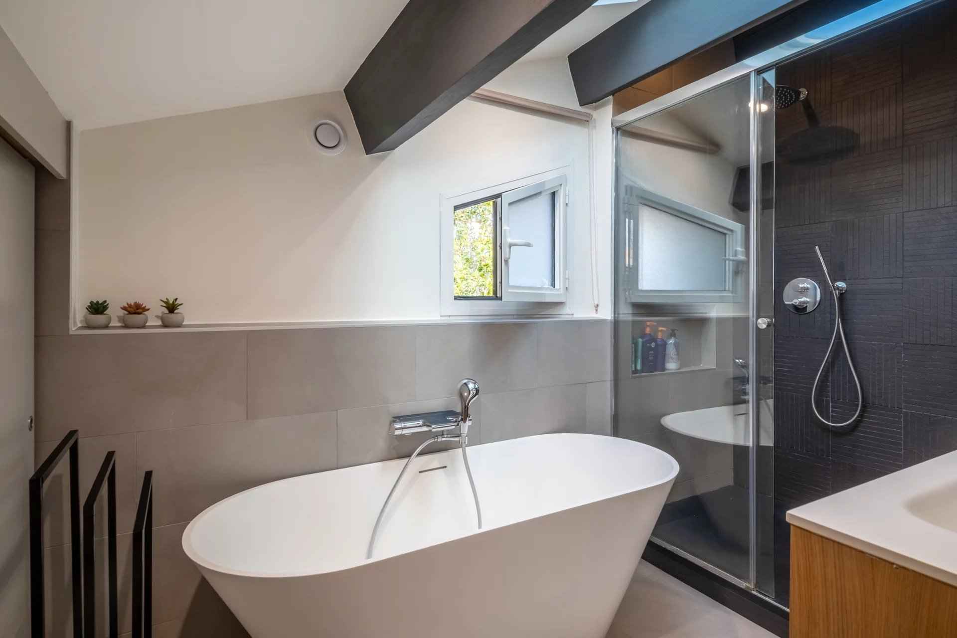 C4476022752704557d903a69ea3b4ca6 7a3674995e 1920 original - Attribut alt par défaut.