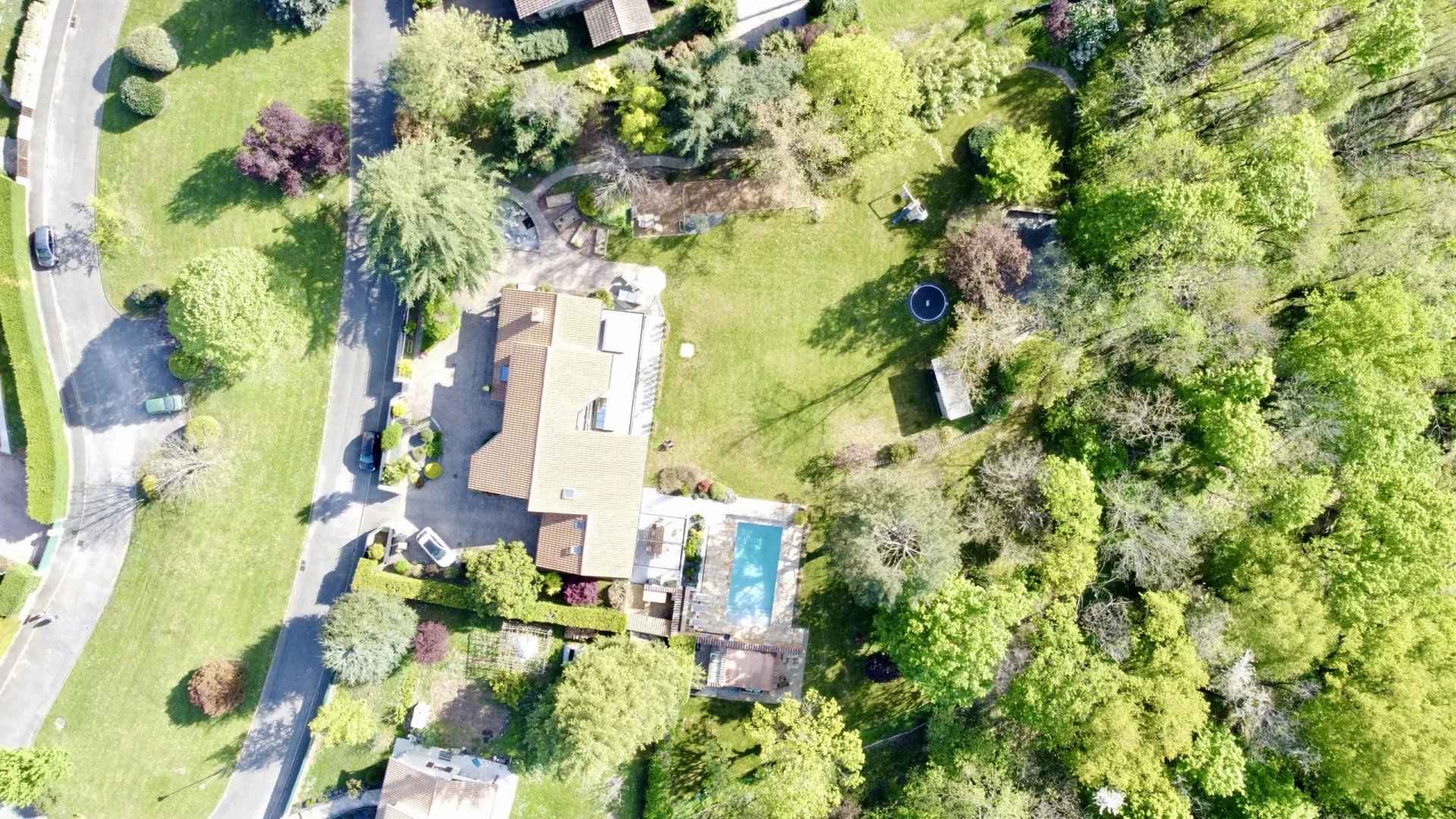 3f722738f5bb8be2b3bee634901e4704 02959bc861 1920 original - Attribut alt par défaut.