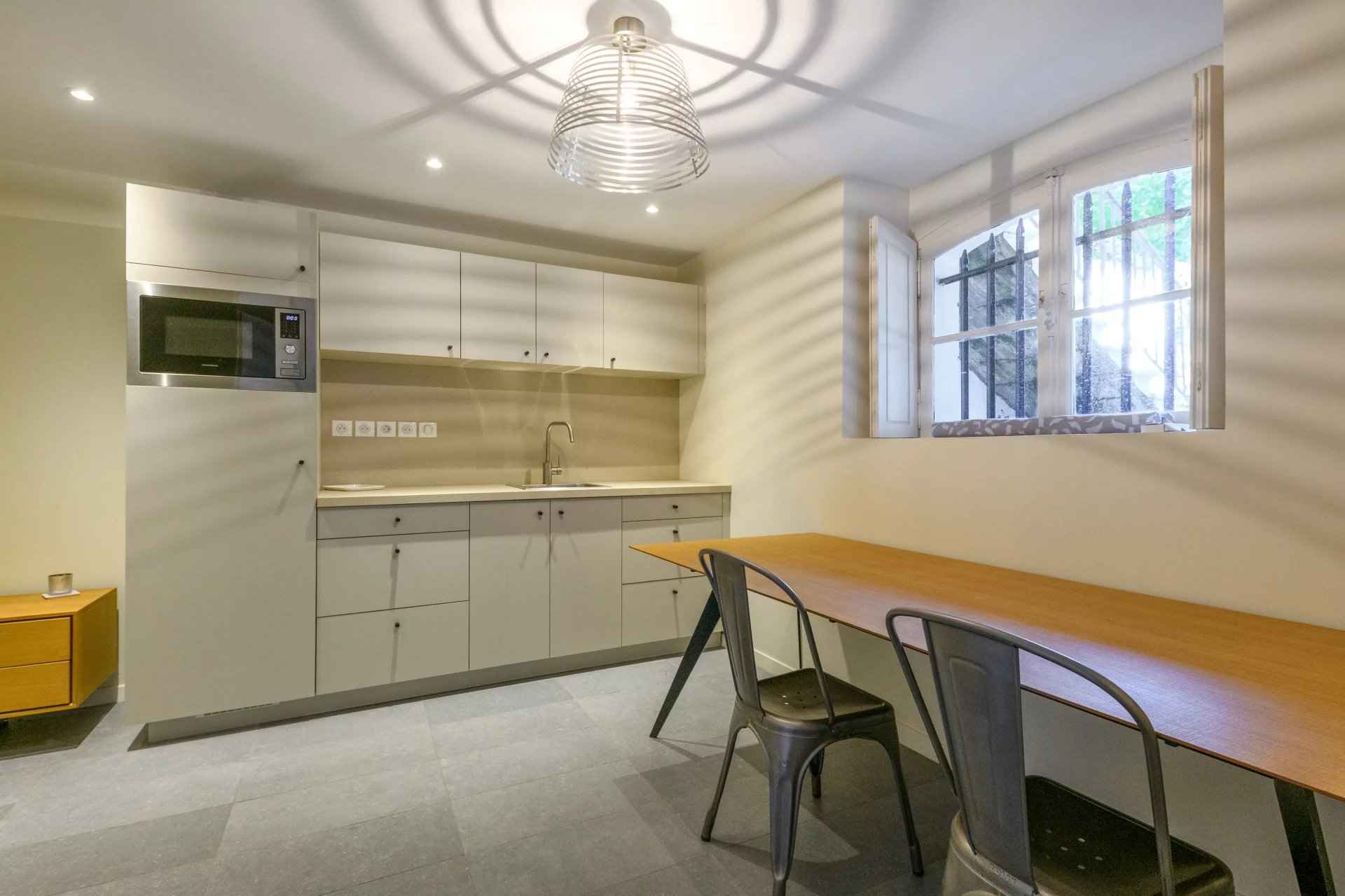 Ab64a9a72ed3ee31aeb8b5d948703266 6426c78a5b 1920 original - Attribut alt par défaut.