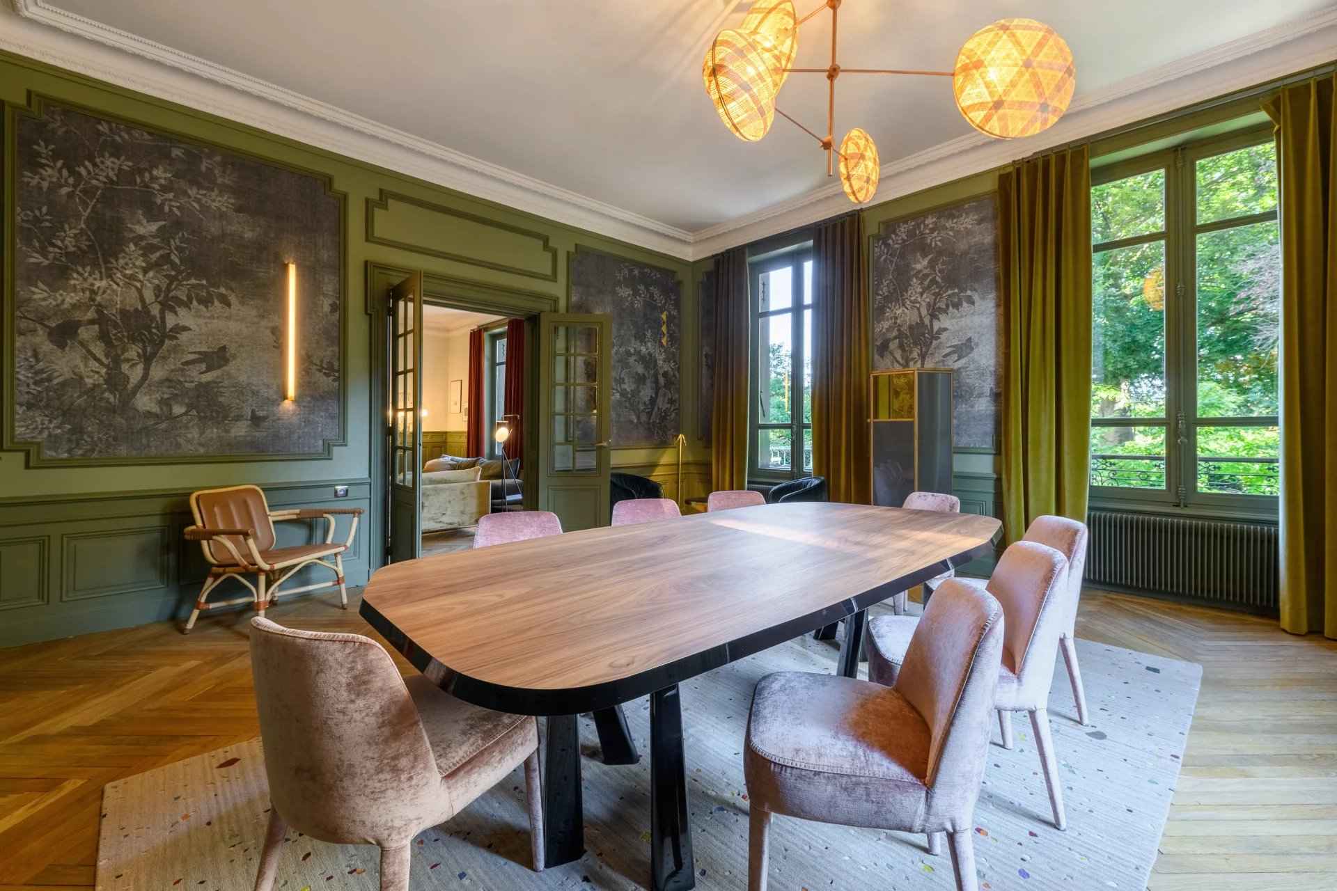 7c6e8abca4f5ab7e793a71a117c1c01b b8dae0afd4 1920 original - Attribut alt par défaut.