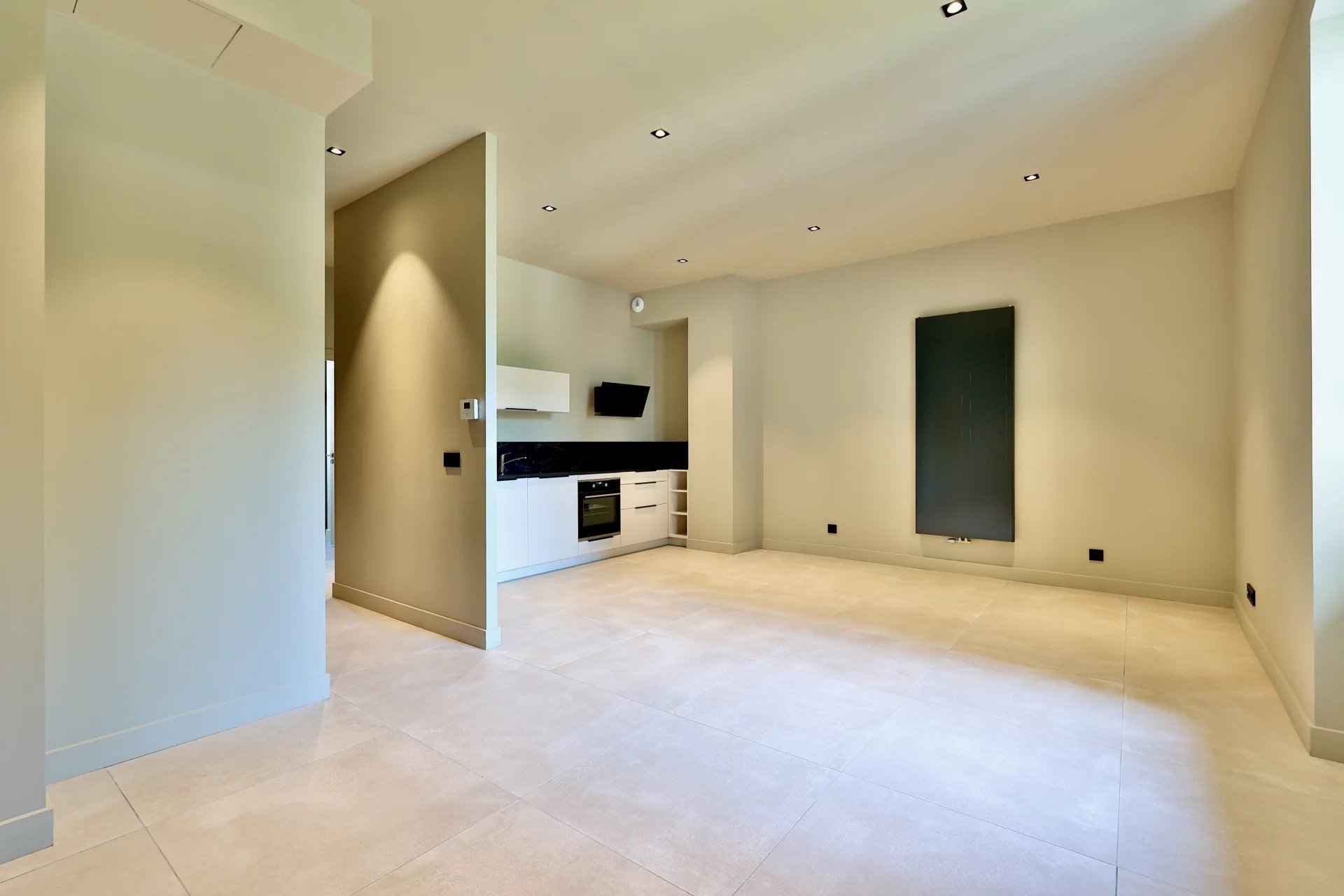 Ac120850d72cec9544182889ee228544 33c93f5e83 1920 original - Attribut alt par défaut.