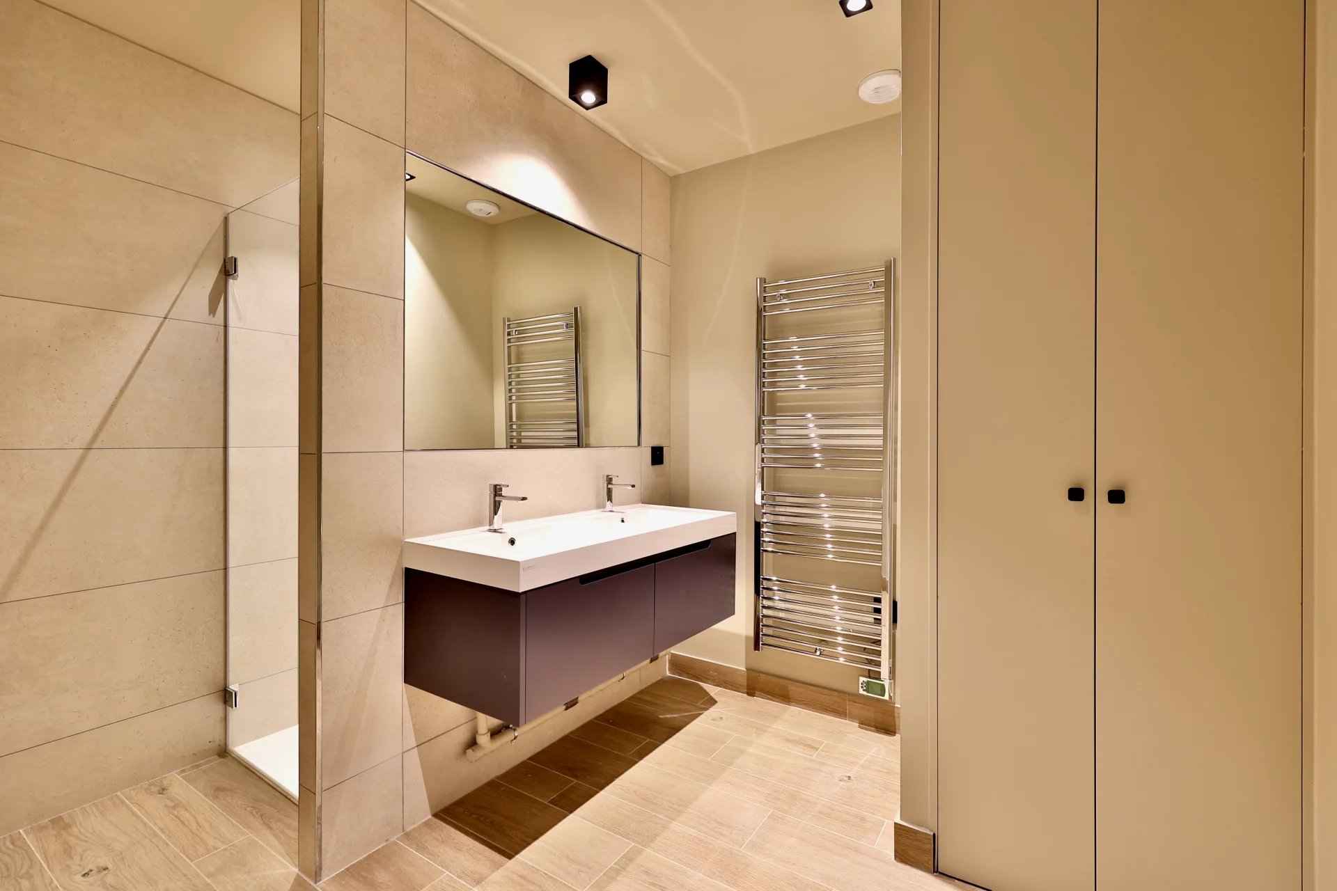 1feb2aa38625a7d449fe364bf7fbb653 082bb1679a 1920 original - Attribut alt par défaut.