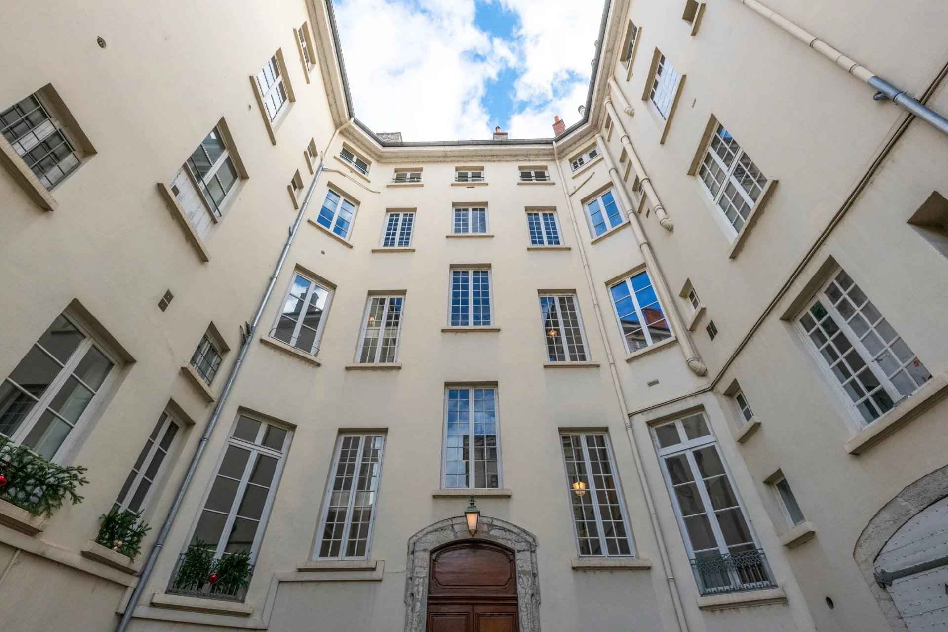 3baecbe9197ac90199964e9058a02ab8 9919041a4c 1920 original - Translation missing: en.helpers.application.image_tag.default_alt