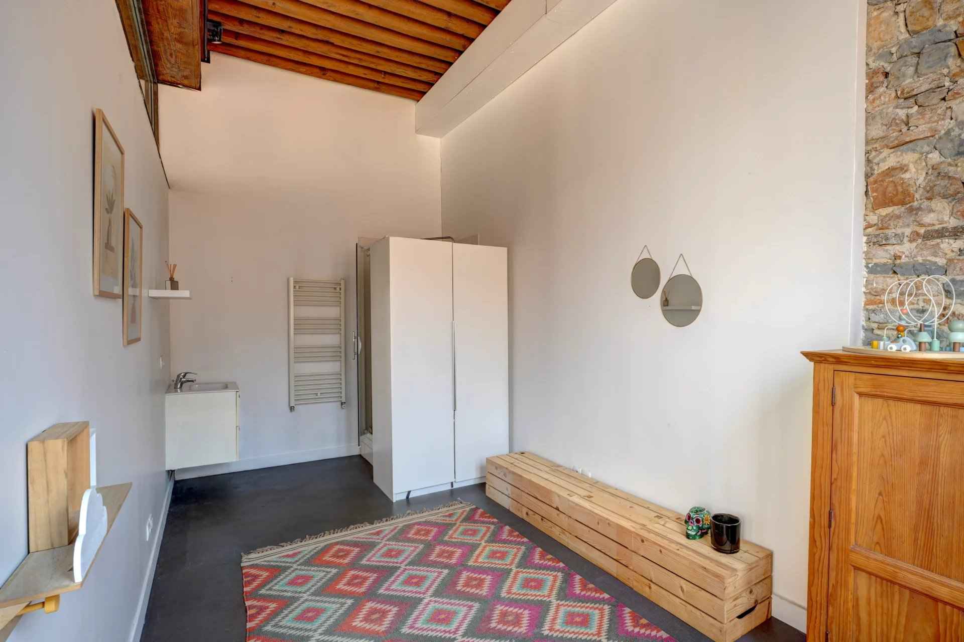 89d5268417f308562b66e486e631d958 31c81e3b00 1920 original - Attribut alt par défaut.