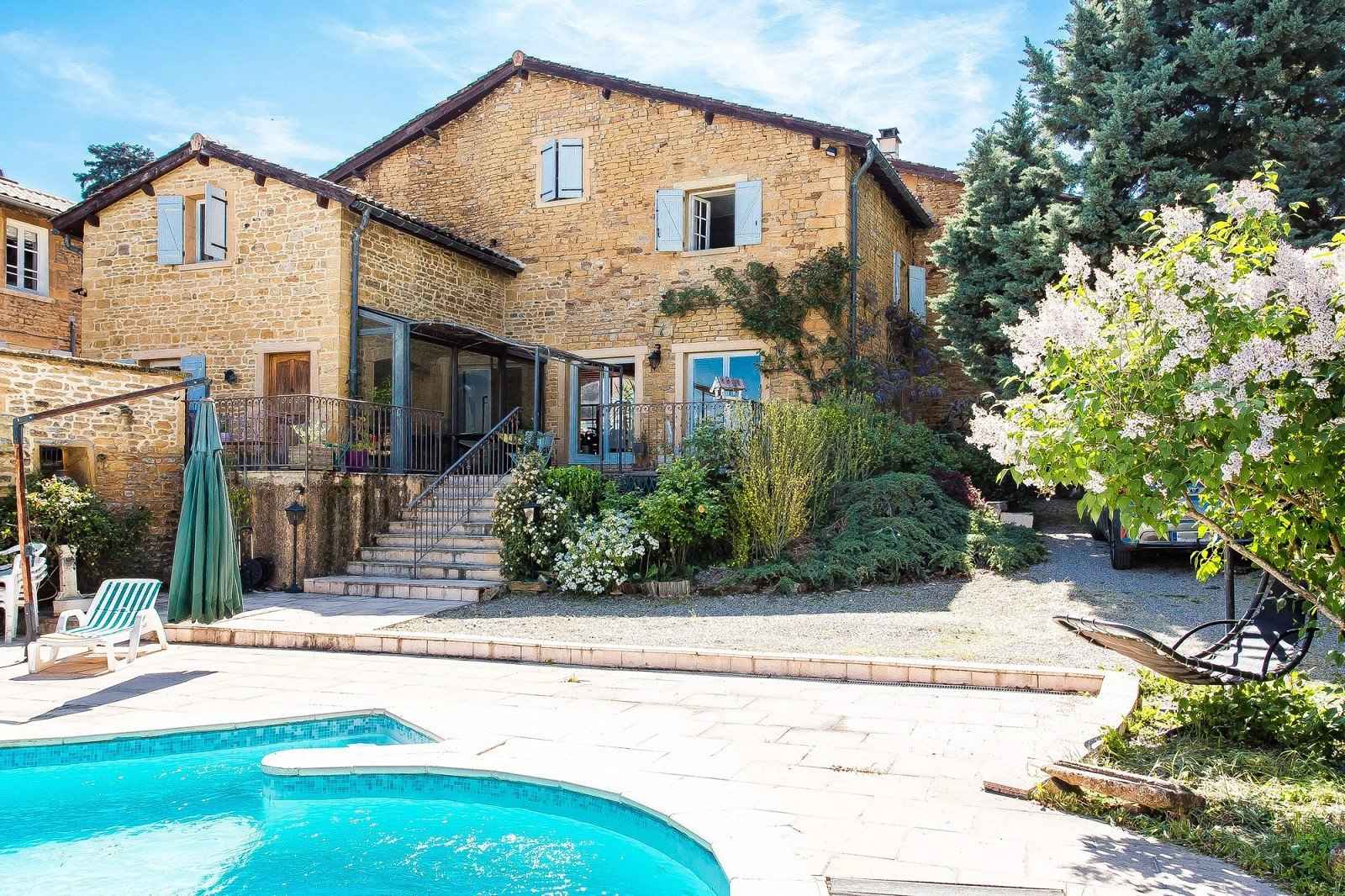 3e0e917ea6342848f7f169160fffd71c cb6a0564a3 1600 original - Attribut alt par défaut.