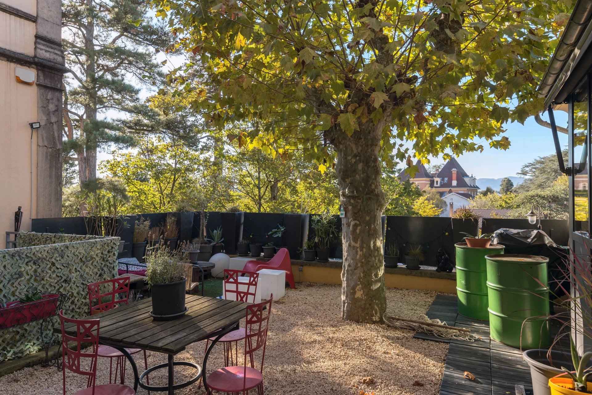 7e8ffaeae8be67bbe545a96edd93f6a4 a0ef6882df 1920 original - Attribut alt par défaut.