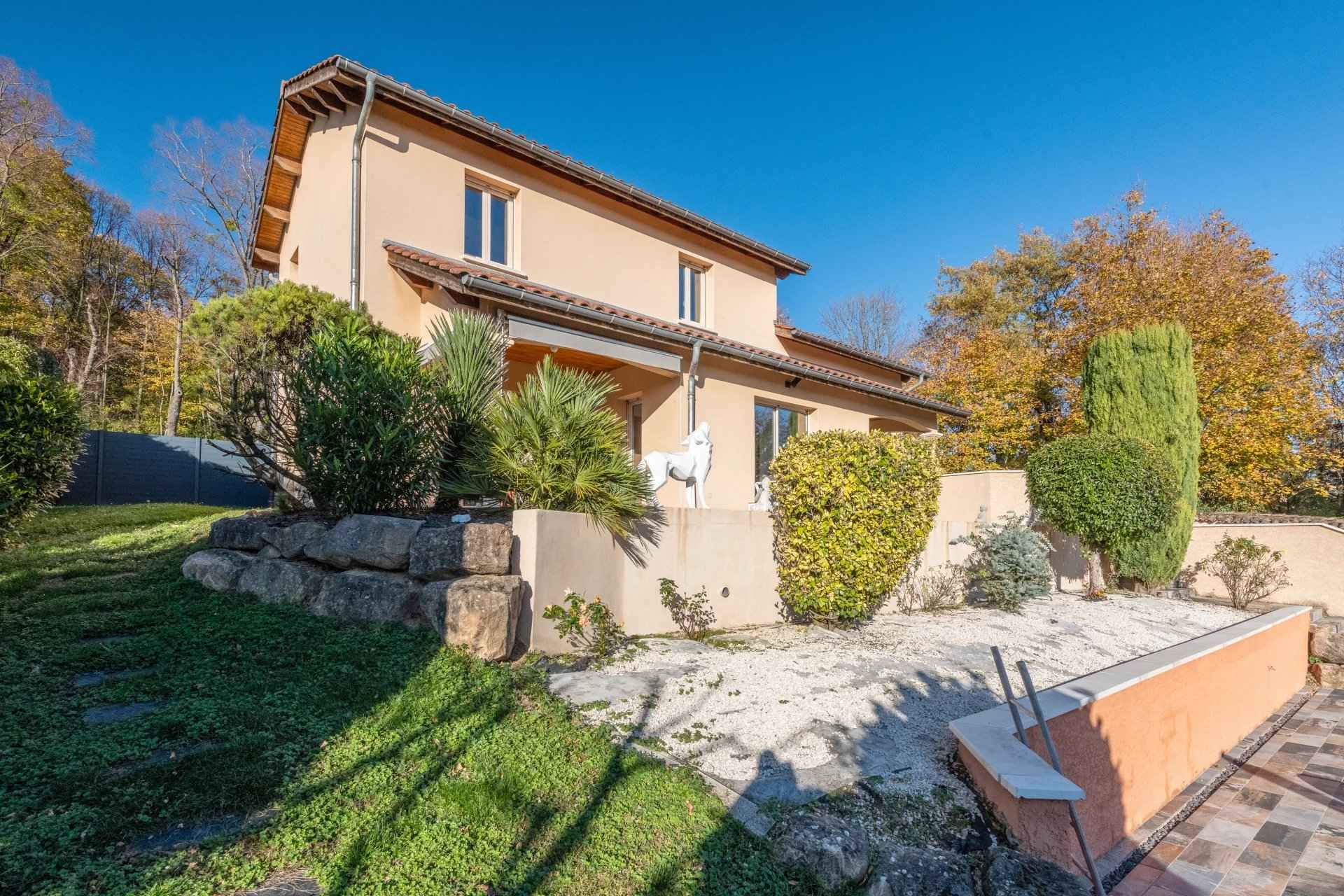 949230b76e791e5351ad1c35f758dc81 f38afbbe94 1920 original - Attribut alt par défaut.