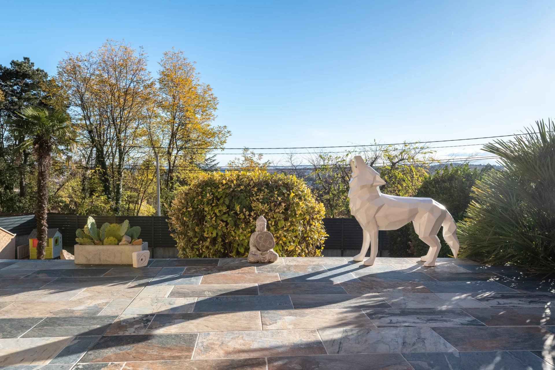 92fbc3ee45520c3b1edce2c95ac86580 b9e920f10a 1920 original - Attribut alt par défaut.