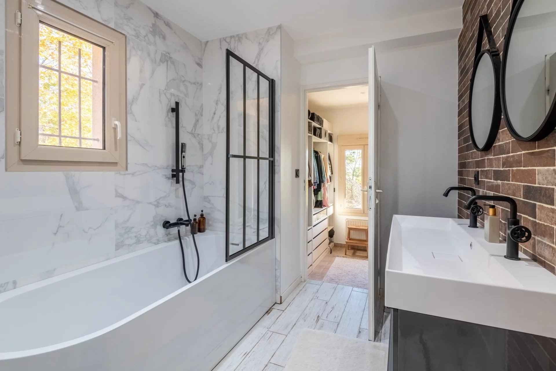 4a51a0c5916c24981e9df1749fd8f7c3 92cf992f65 1920 original - Attribut alt par défaut.