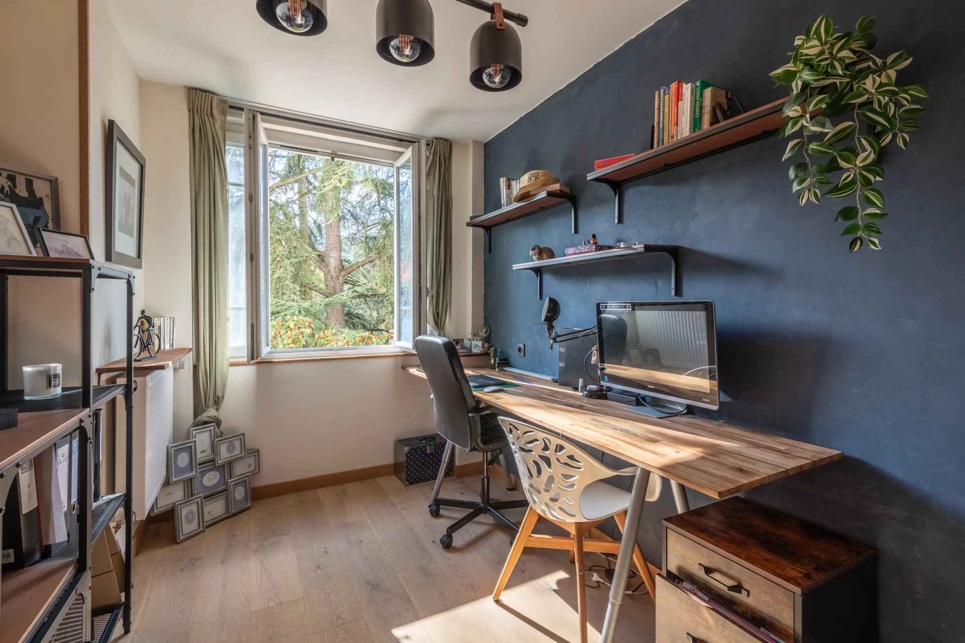 D717e8ee251bb369337de41e68092ecf 0ad1c793d5 1920 original - Attribut alt par défaut.