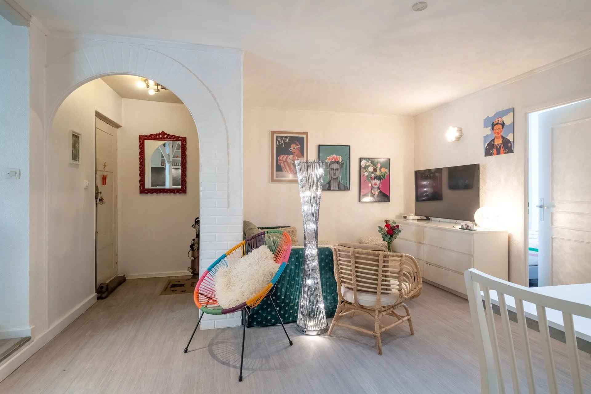 C5a960d49e217f5c0d20f0bf99bf1be7 10abf72c54 1920 original - Attribut alt par défaut.